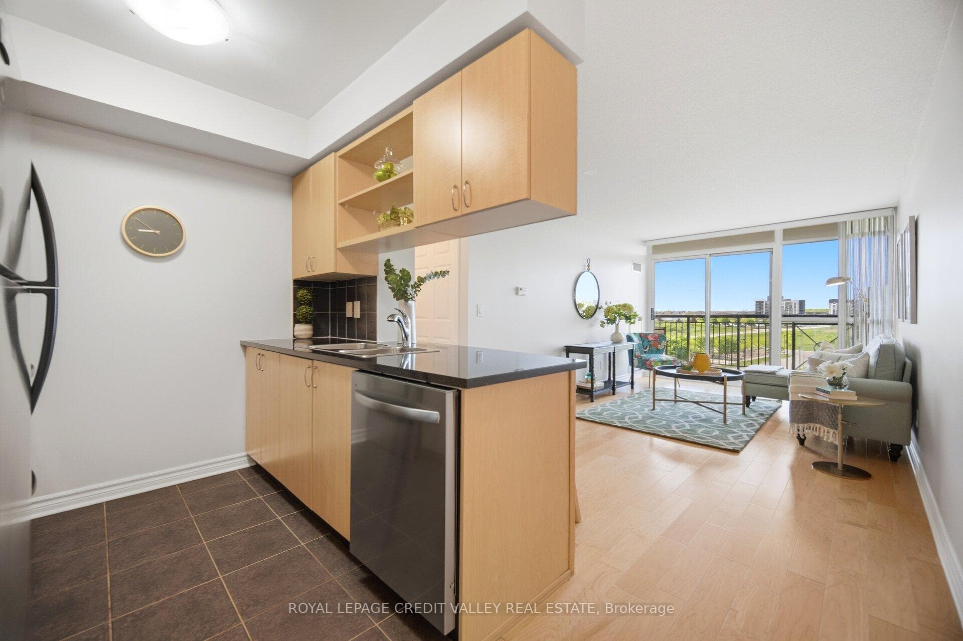 2379 Central Park Drive Unit 501 - Condo photo 6 of 38 in Oakville, Ontario