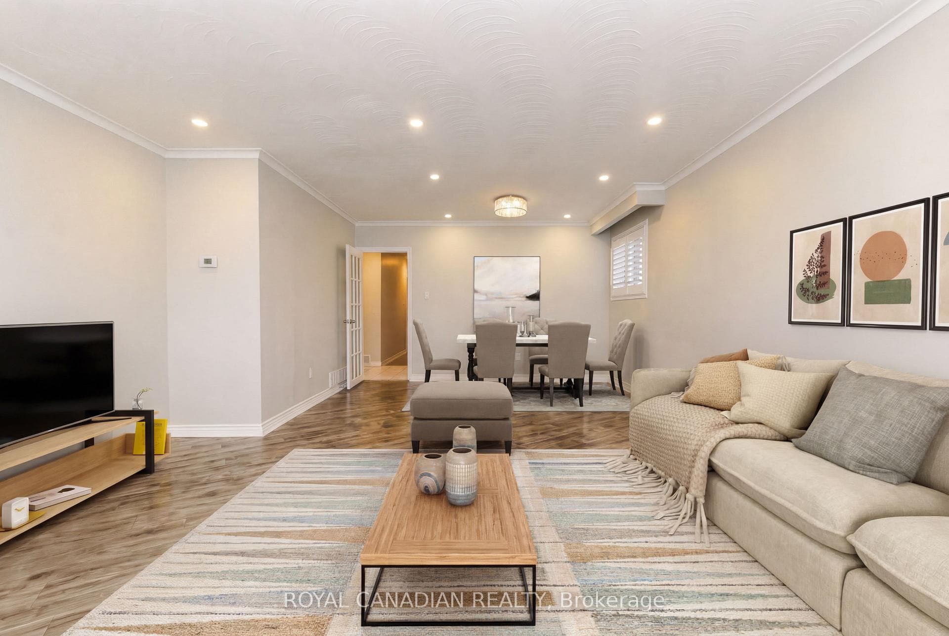 7566 Lockington Crescent - Detached photo 15 of 48 in Mississauga, Ontario