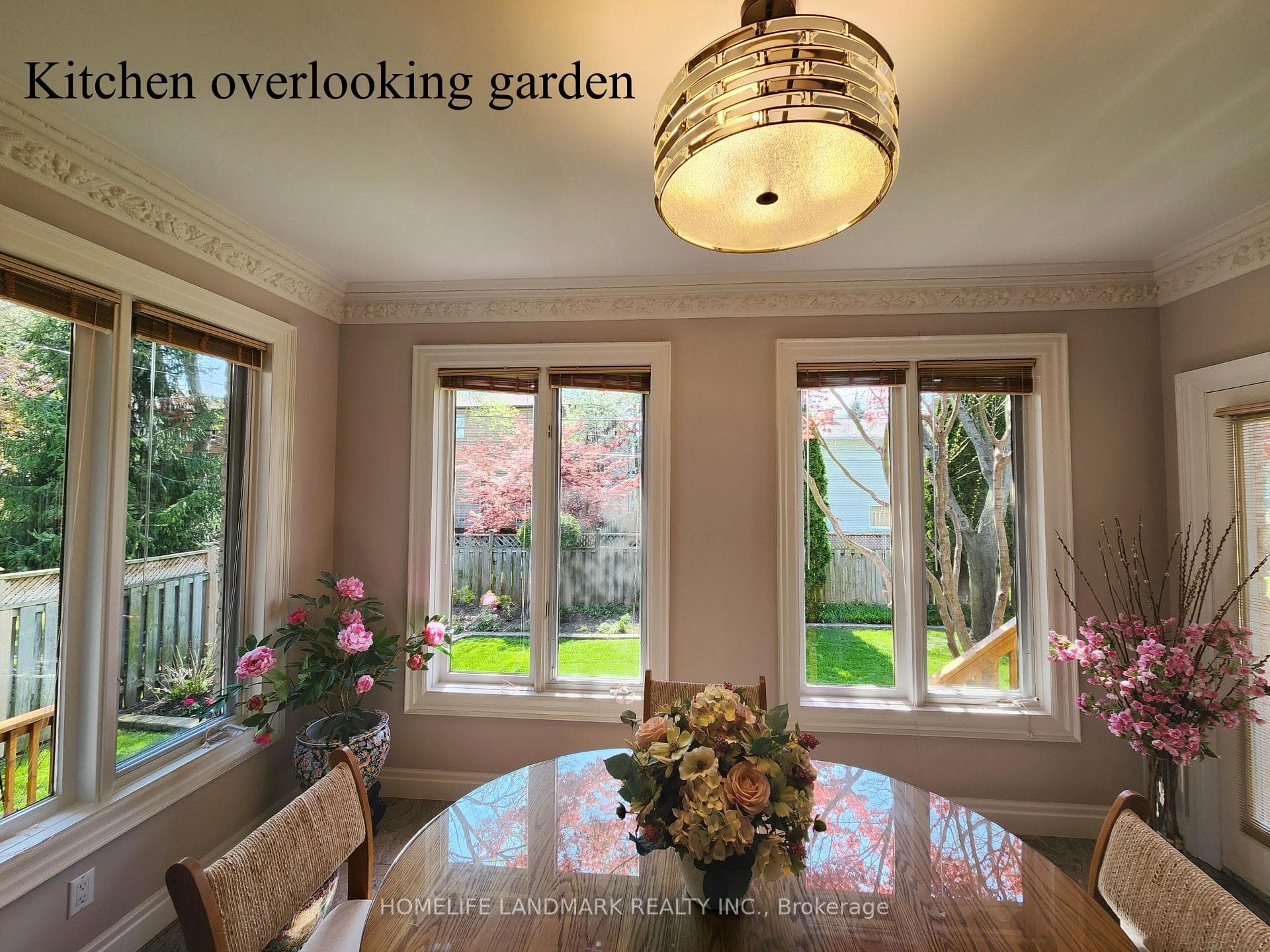 16 Lawnview Drive - Detached photo 24 of 50 in Willowdale / Newtonbrook, Ontario