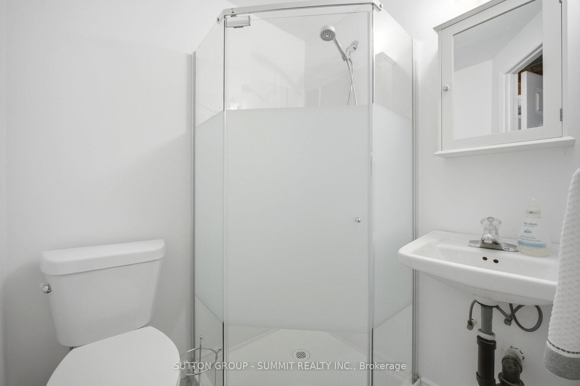 1050 Bristol Road Unit 111 - Condo photo 13 of 16 in Mississauga, Ontario