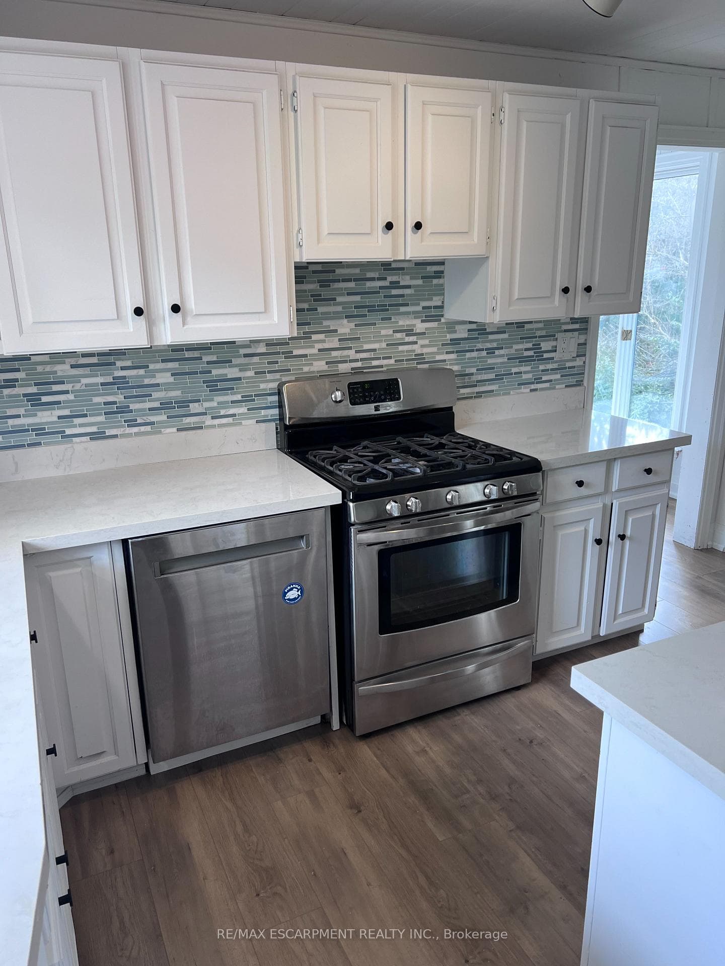 804 Shadeland Avenue - Detached photo 9 of 31 in Burlington, Ontario