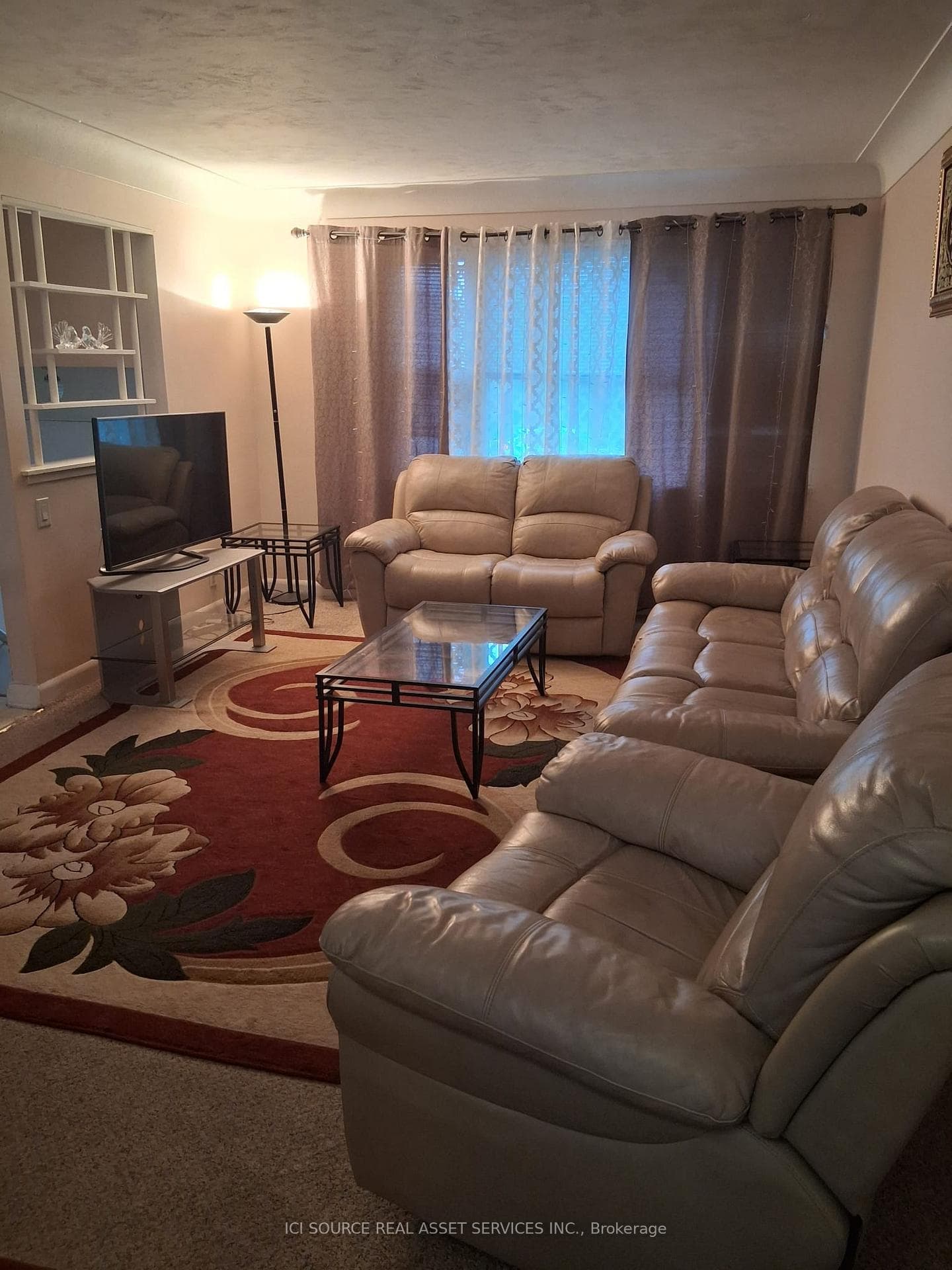 532 Appleby Line - Semi-Detached photo 6 of 12 in Burlington, Ontario