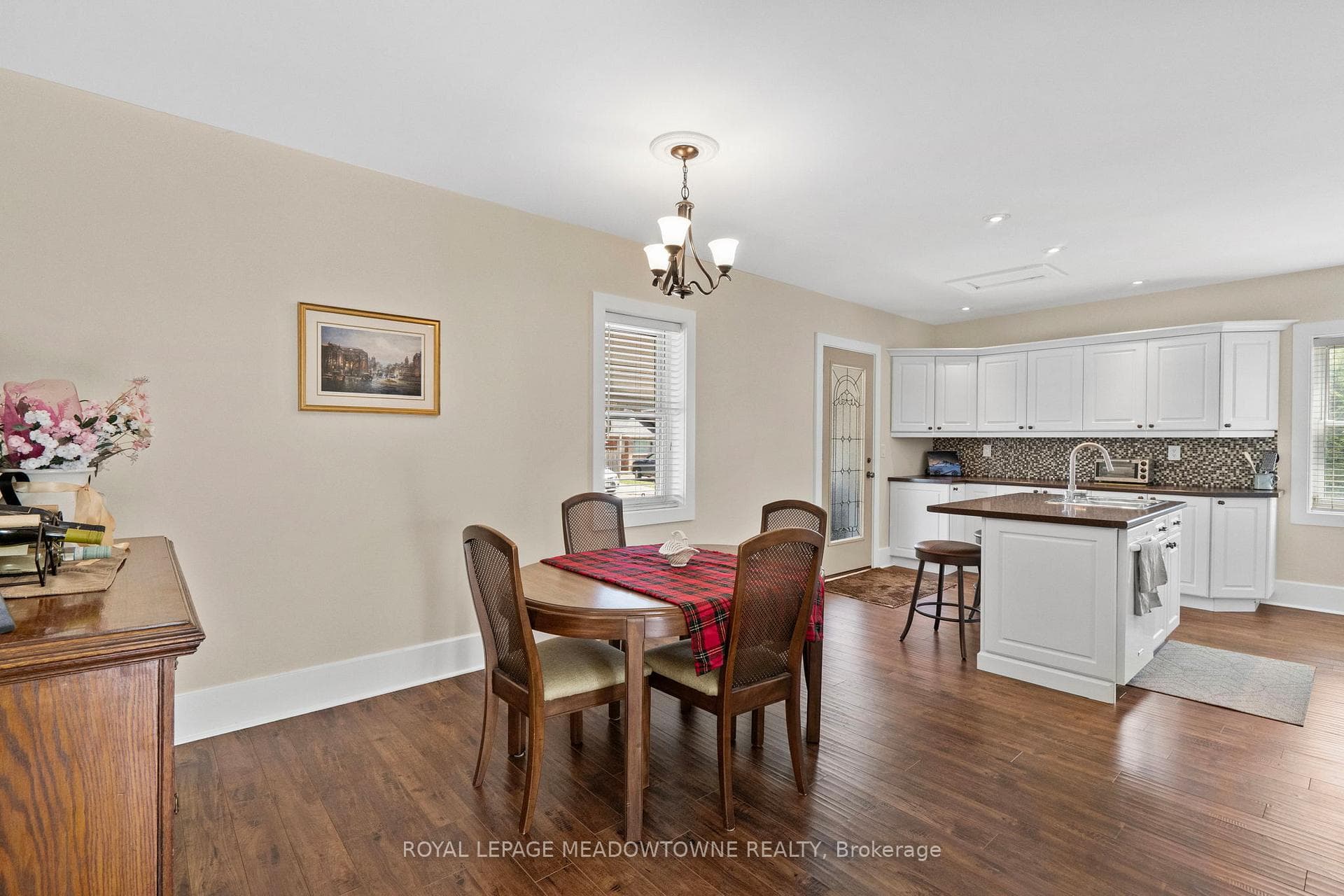 272 Pine Street - Detached photo 8 of 32 in Milton, Ontario