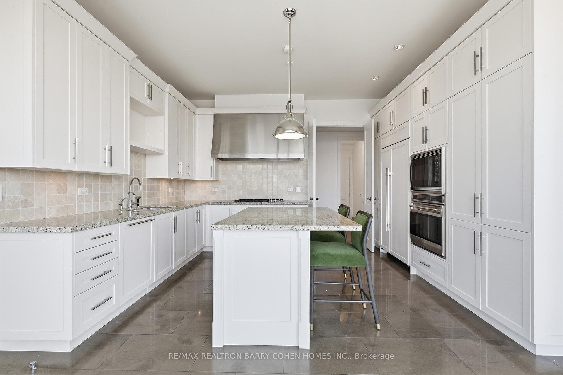 183 Wellington Street Unit 4502 - Condo photo 12 of 34 in Downtown Toronto / Waterfront, Ontario