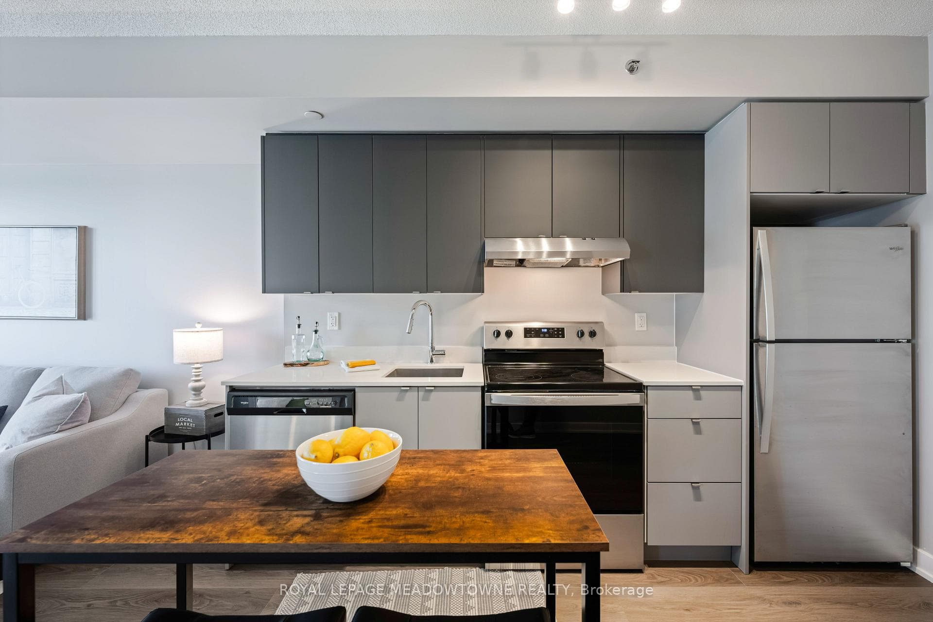 3200 Dakota Common Unit B602 - Condo photo 10 of 31 in Burlington, Ontario