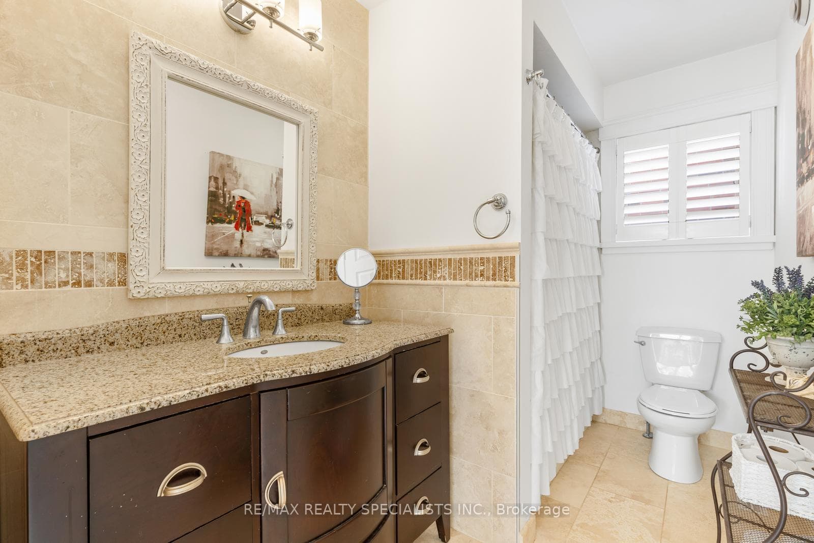 7076 Gillespie Lane - Detached photo 29 of 46 in Mississauga, Ontario