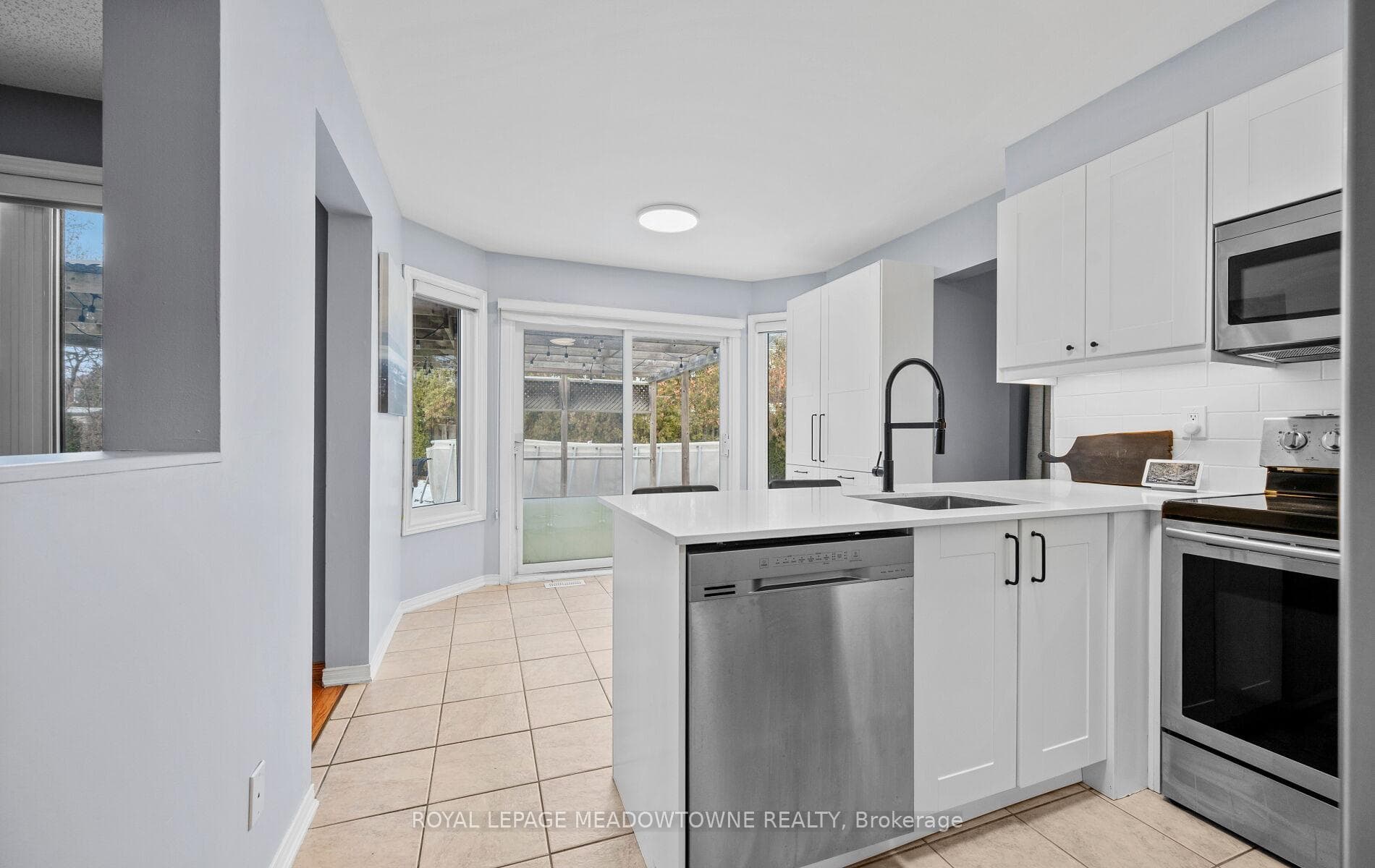 16 Cox Crescent - Detached photo 19 of 41 in Brampton, Ontario