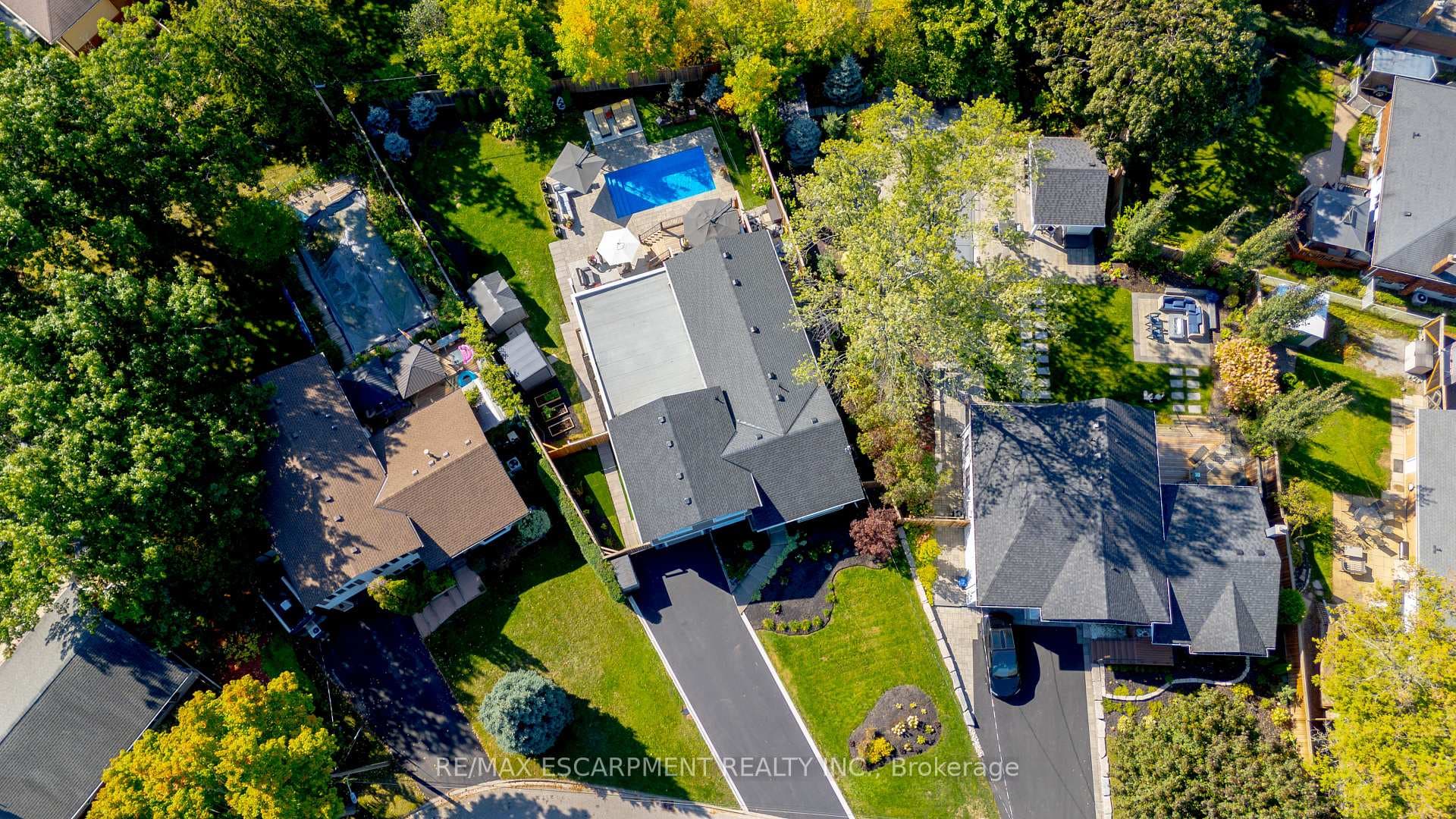 296 Kent Crescent - Multi-Family photo 50 of 50 in Burlington, Ontario