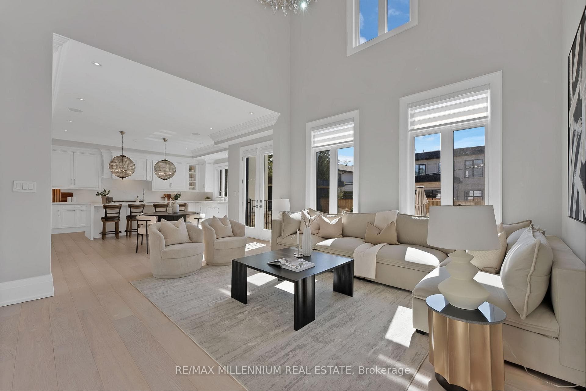 162 Oliver Place - Detached photo 12 of 50 in Oakville, Ontario