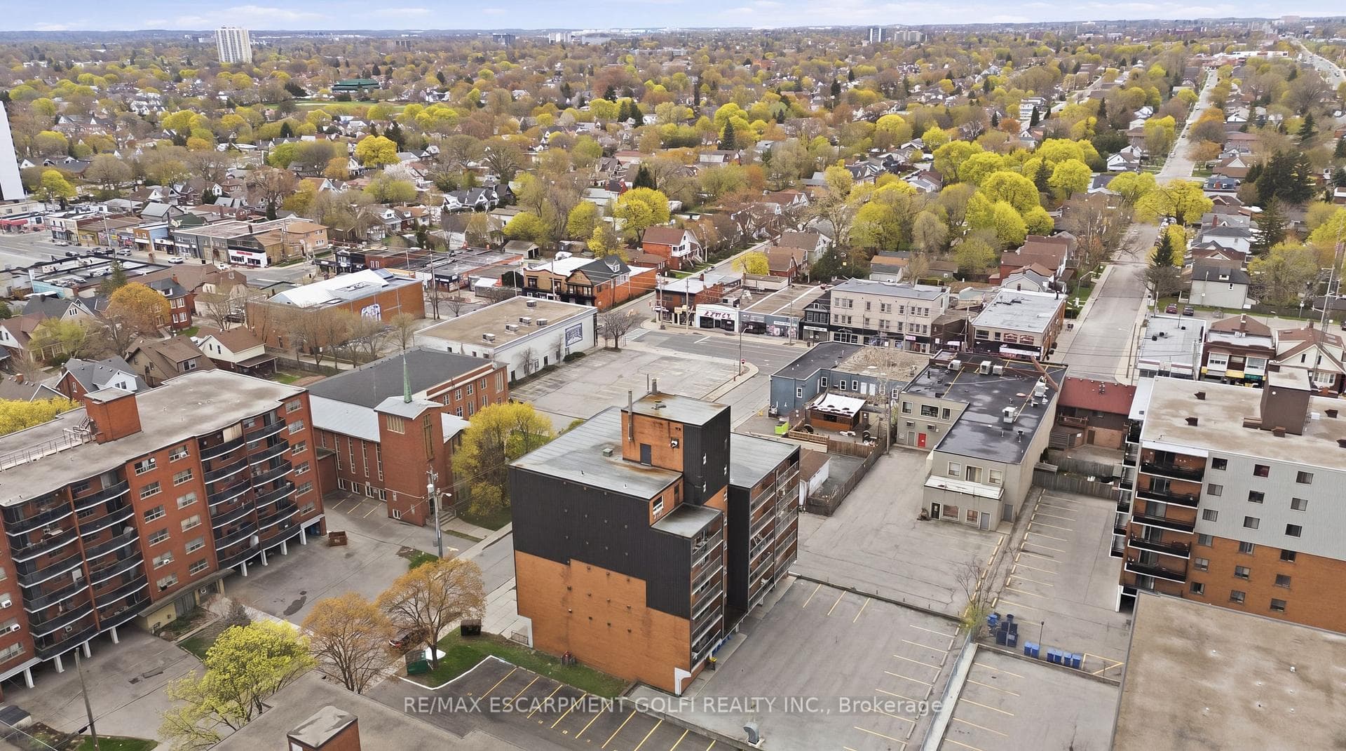 30 Summit Avenue Unit 303 - Condo photo 23 of 28 in Hamilton, Ontario