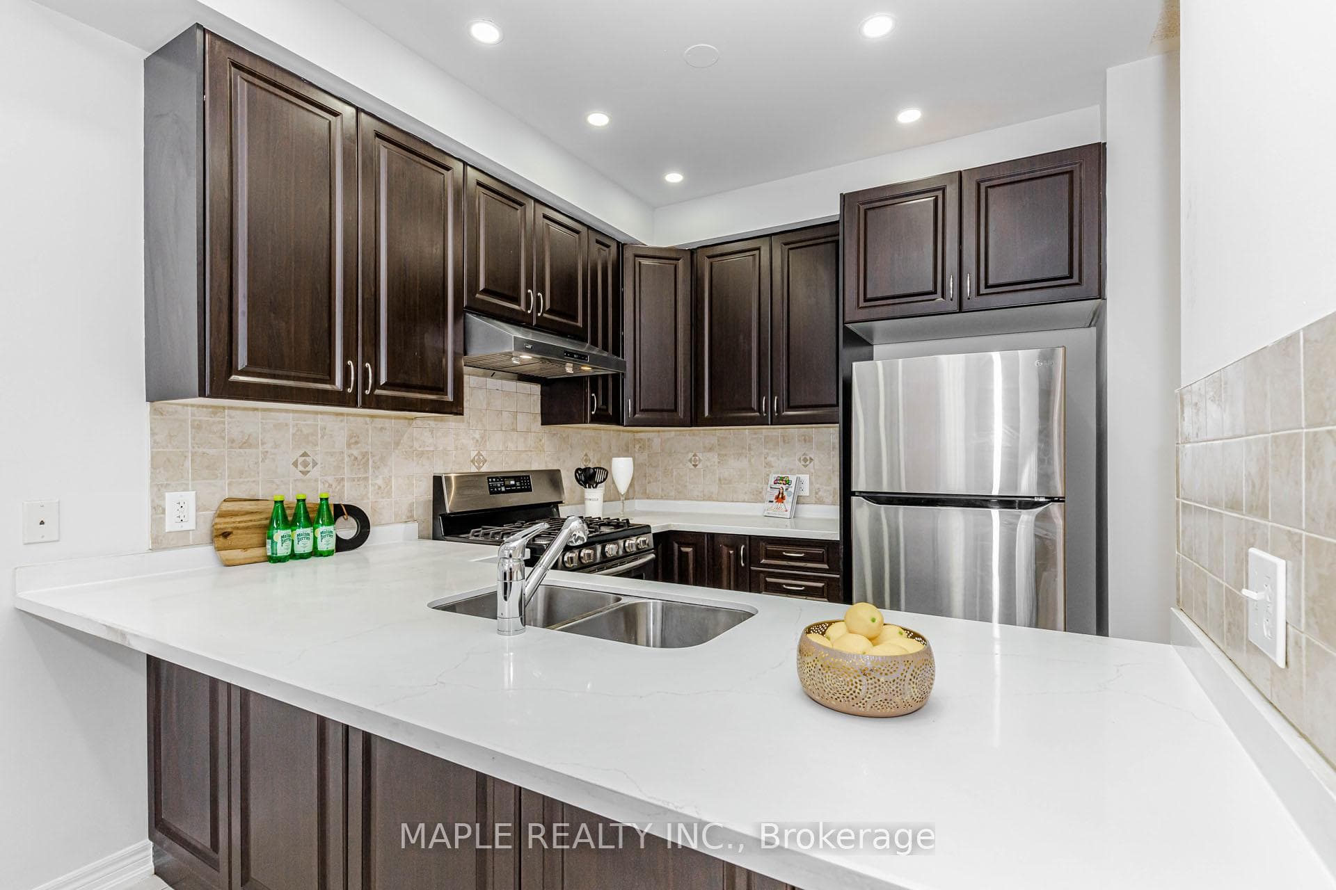 10 Eastlake Road - Semi-Detached photo 15 of 50 in Brampton, Ontario