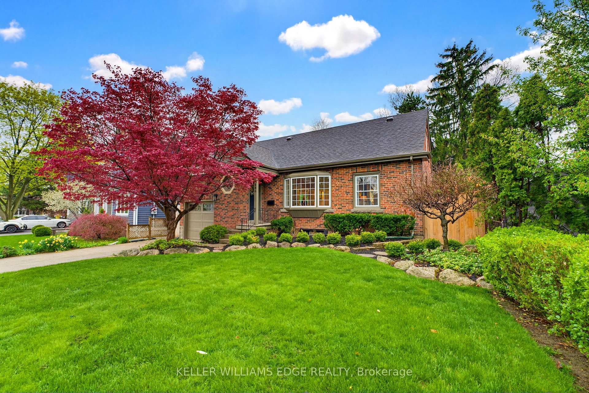 586 Woodland Avenue - Detached photo 2 of 45 in Burlington, Ontario