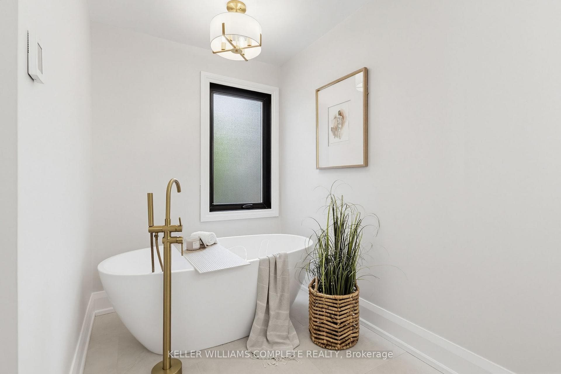 28 Undercliffe Avenue - Detached photo 26 of 49 in Hamilton, Ontario