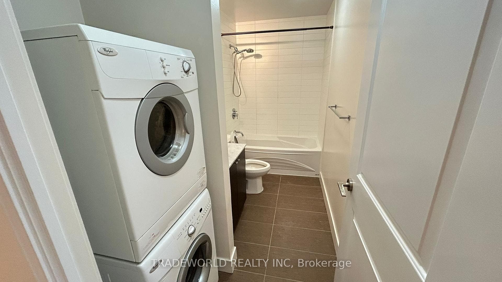 23 Sheppard Avenue Unit 301 - Condo photo 13 of 27 in Willowdale / Newtonbrook, Ontario