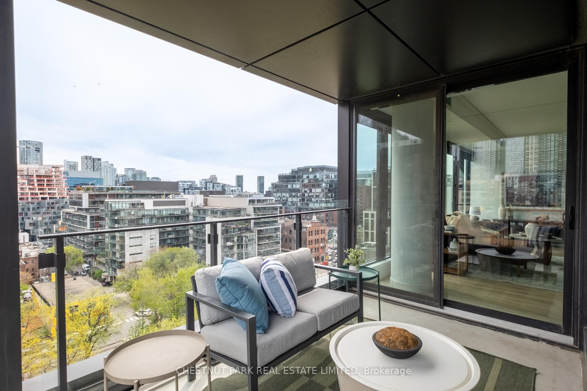 505 Richmond Street Unit 926 - Condo photo 21 of 33 in Downtown Toronto / Waterfront, Ontario