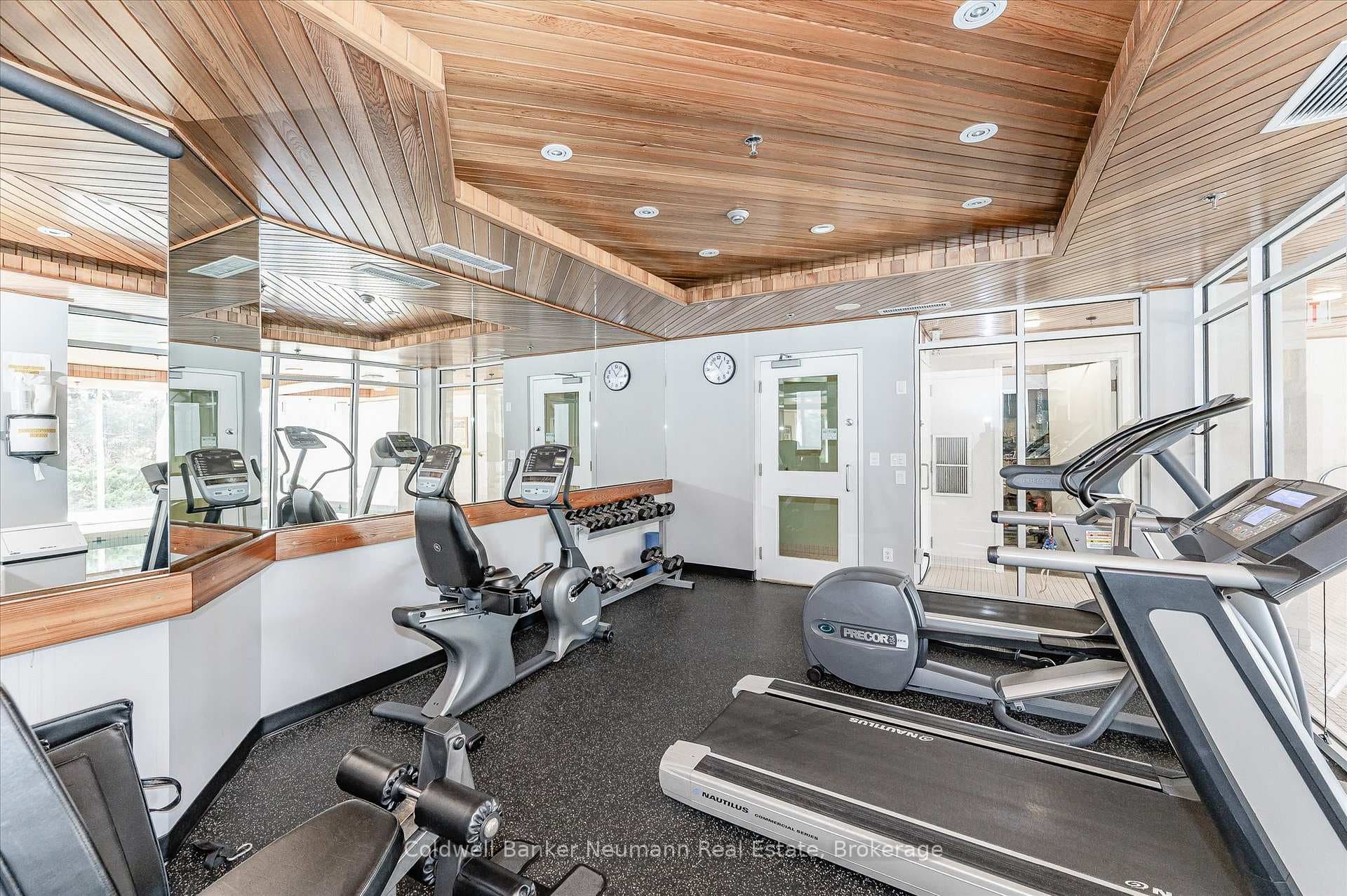 40 Old Mill Road Unit 804 - Condo photo 24 of 31 in Oakville, Ontario