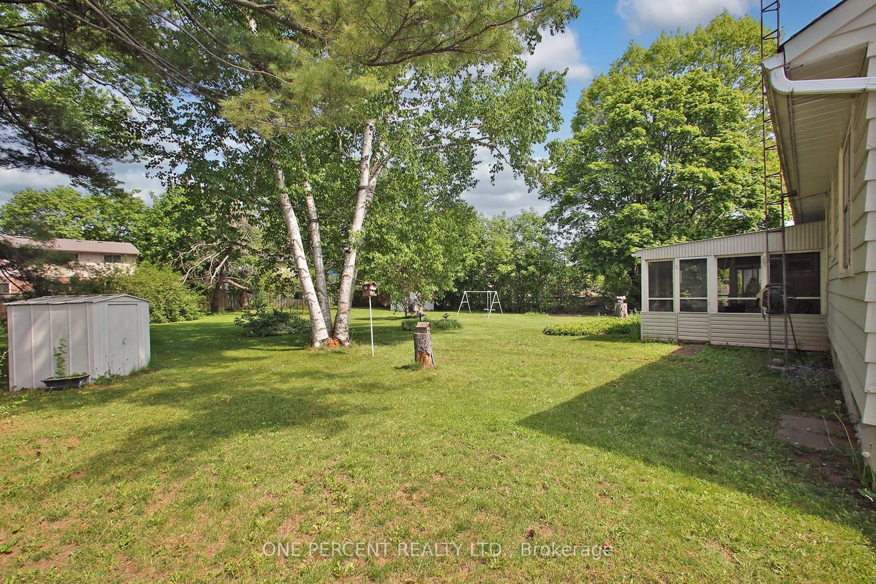2455 Rebecca Street - Detached photo 26 of 31 in Oakville, Ontario