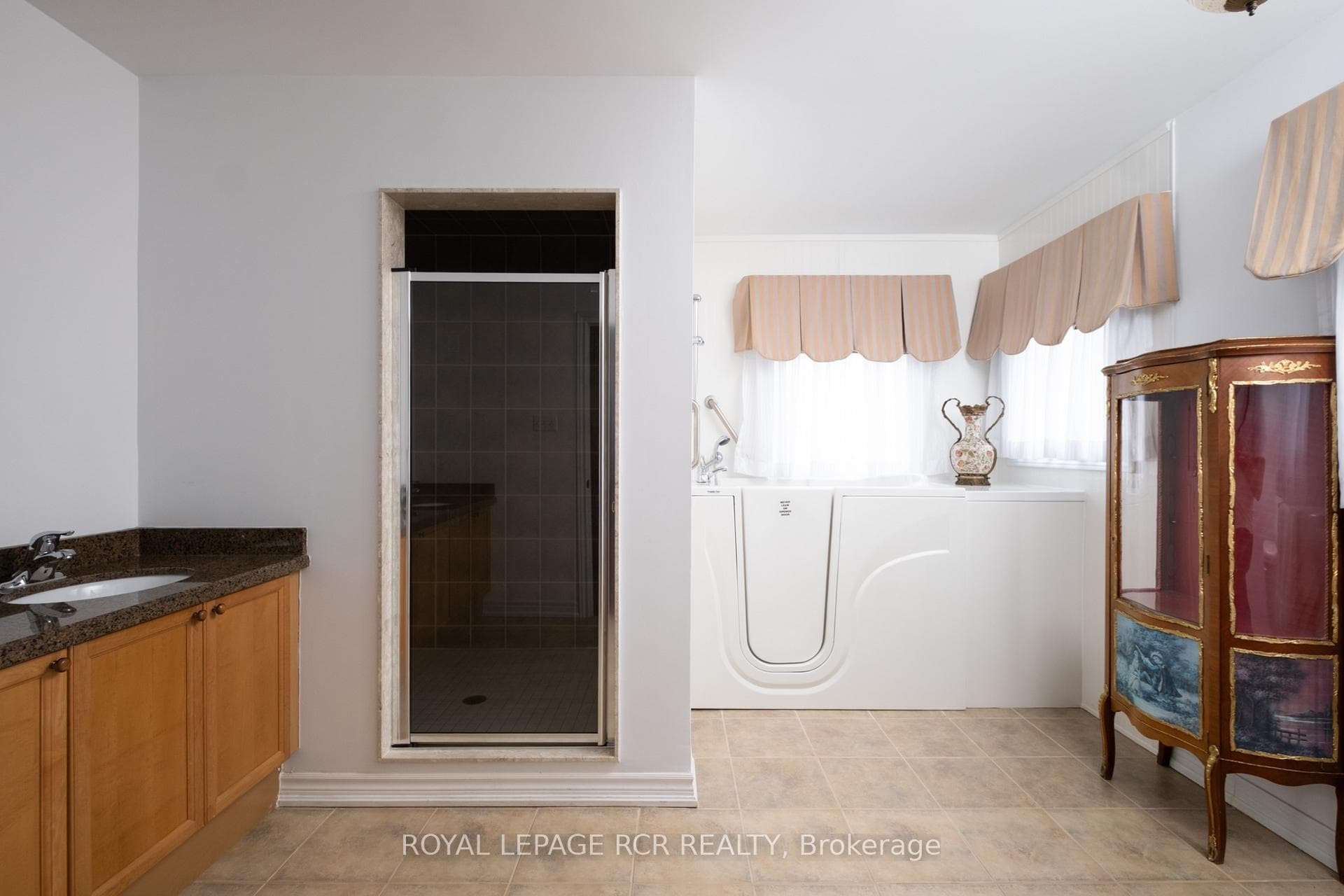32 Dokkum Crescent - New Construction photo 25 of 41 in Brampton, Ontario