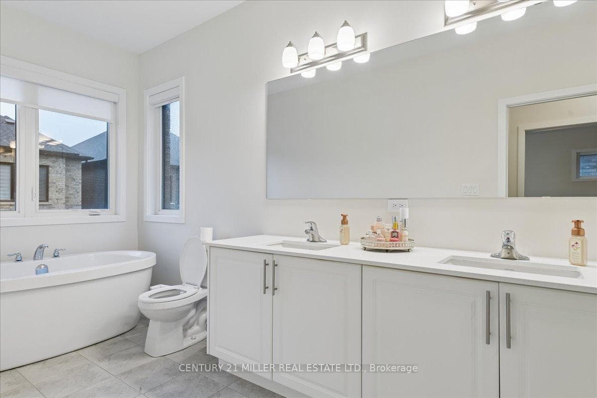1358 Loon Lane - Detached photo 23 of 40 in Oakville, Ontario