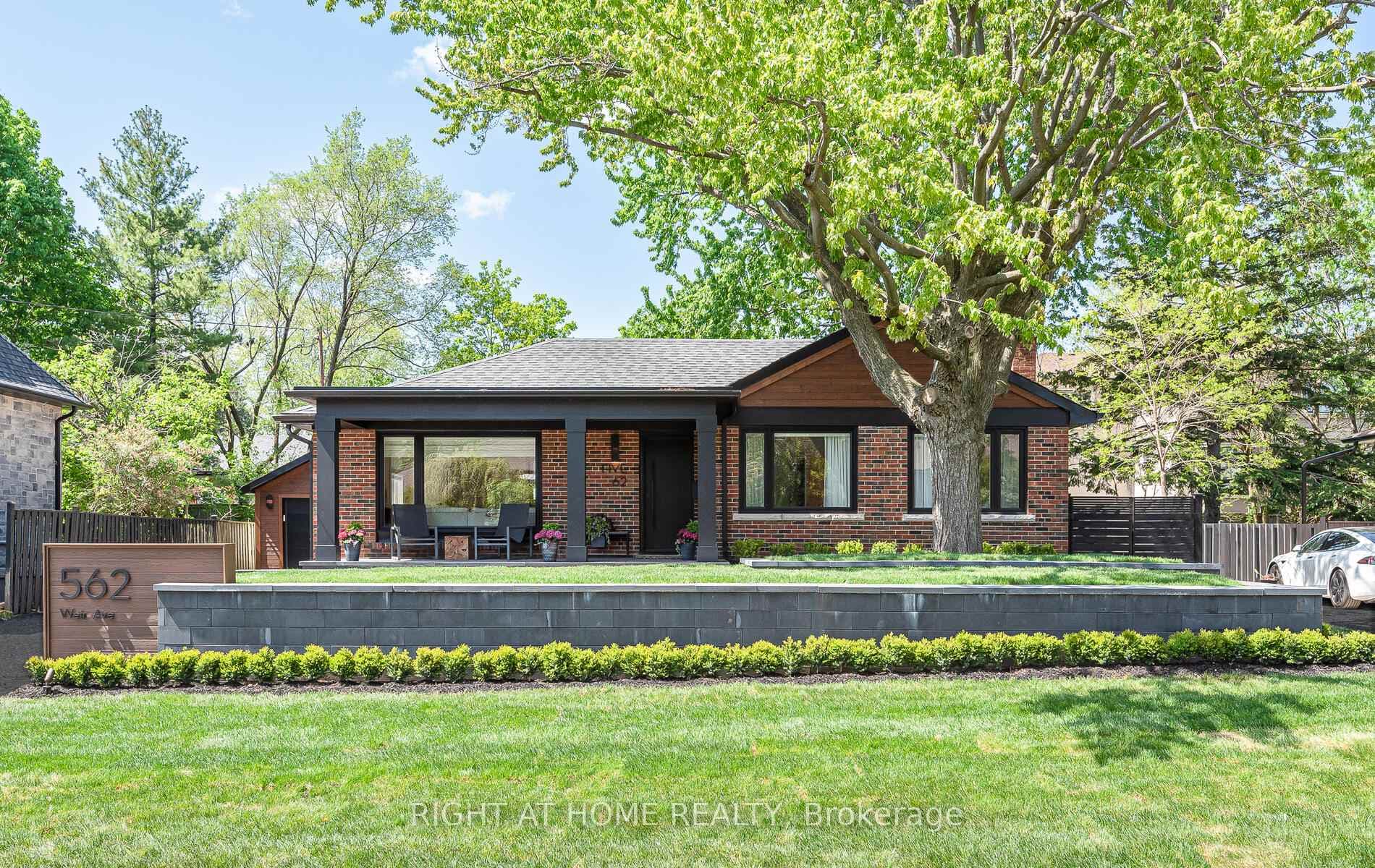 562 Weir Avenue - Detached for sale in Old Oakville, Ontario