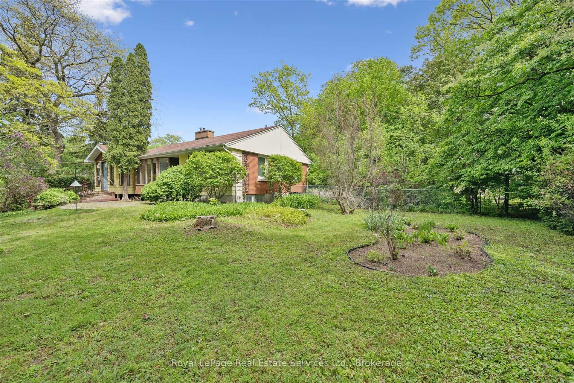 1118 Melvin Avenue - Detached photo 7 of 26 in Oakville, Ontario