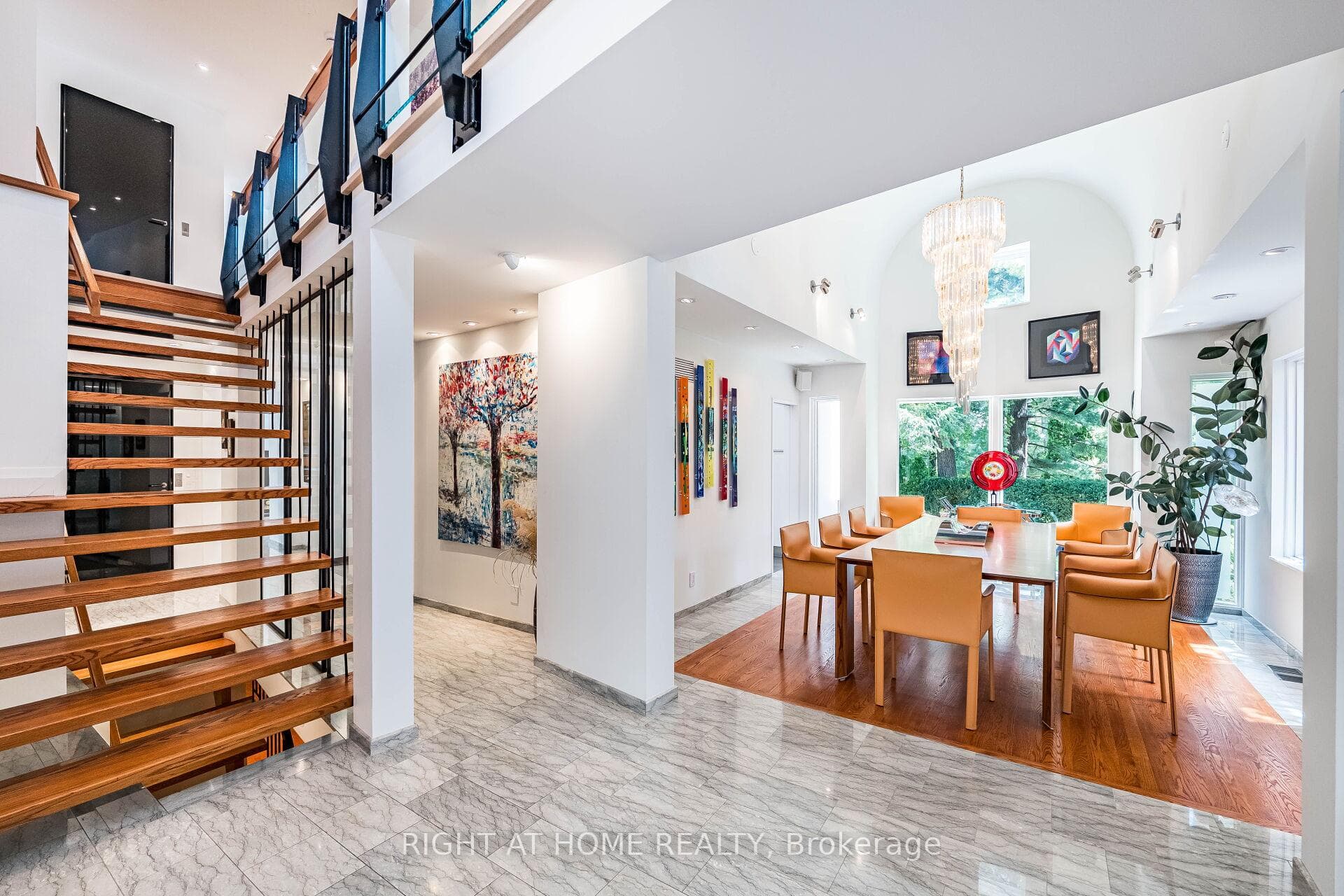 1 Friars Lane - Detached photo 10 of 50 in Etobicoke (Islington / Rexdale), Ontario