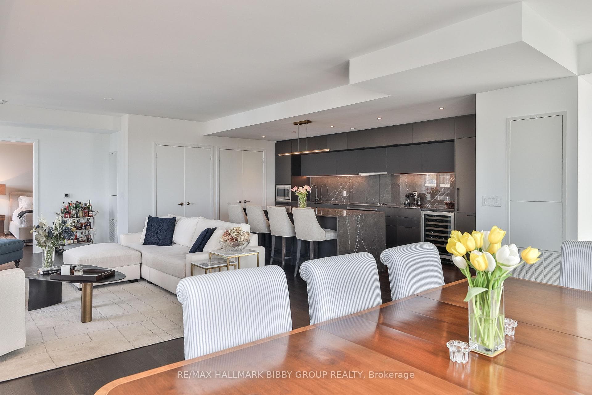 185 Alberta Avenue Unit 1105 - Condo photo 7 of 43 in Forest Hill / Deer Park, Ontario
