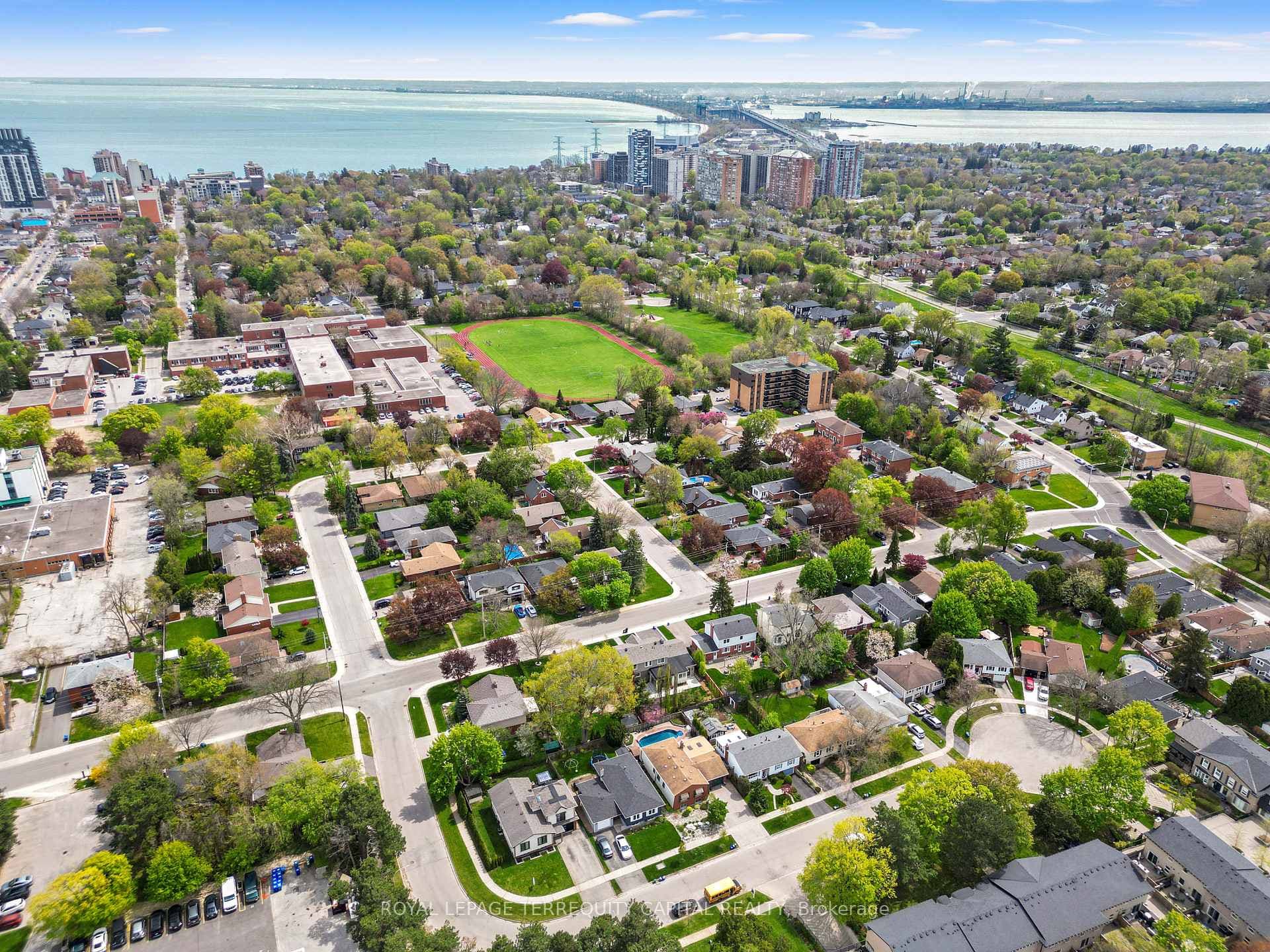 730 Hyde Road - Detached photo 50 of 50 in Burlington, Ontario