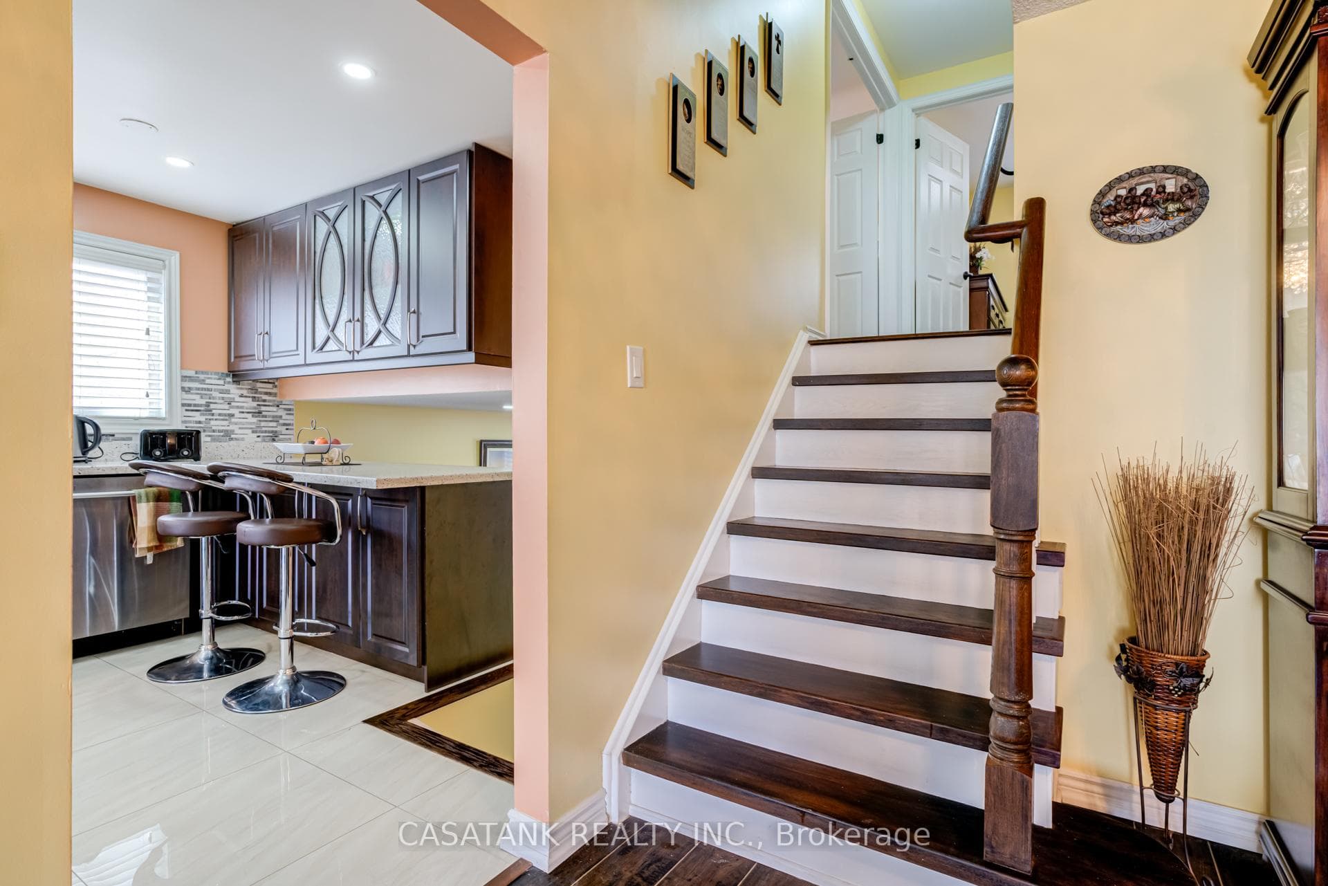 40 Salisbury Circle - Semi-Detached photo 14 of 50 in Brampton, Ontario
