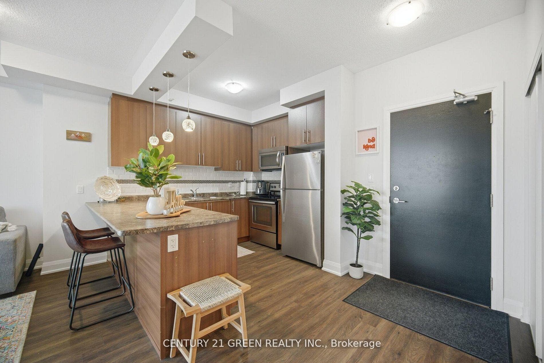 55 Yorkland Boulevard Unit 409 - Condo photo 7 of 27 in Brampton, Ontario