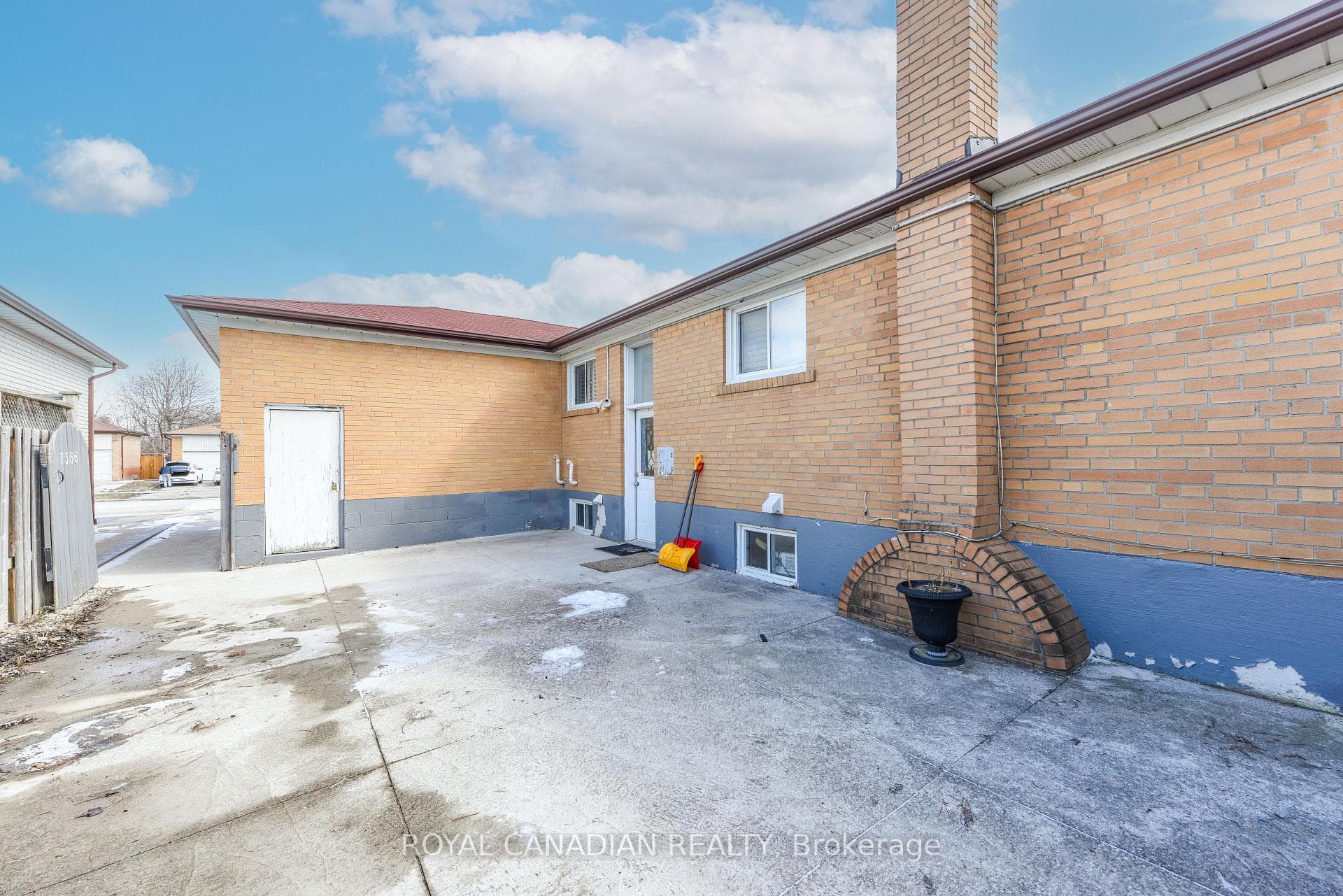 7566 Lockington Crescent - Detached photo 41 of 48 in Mississauga, Ontario