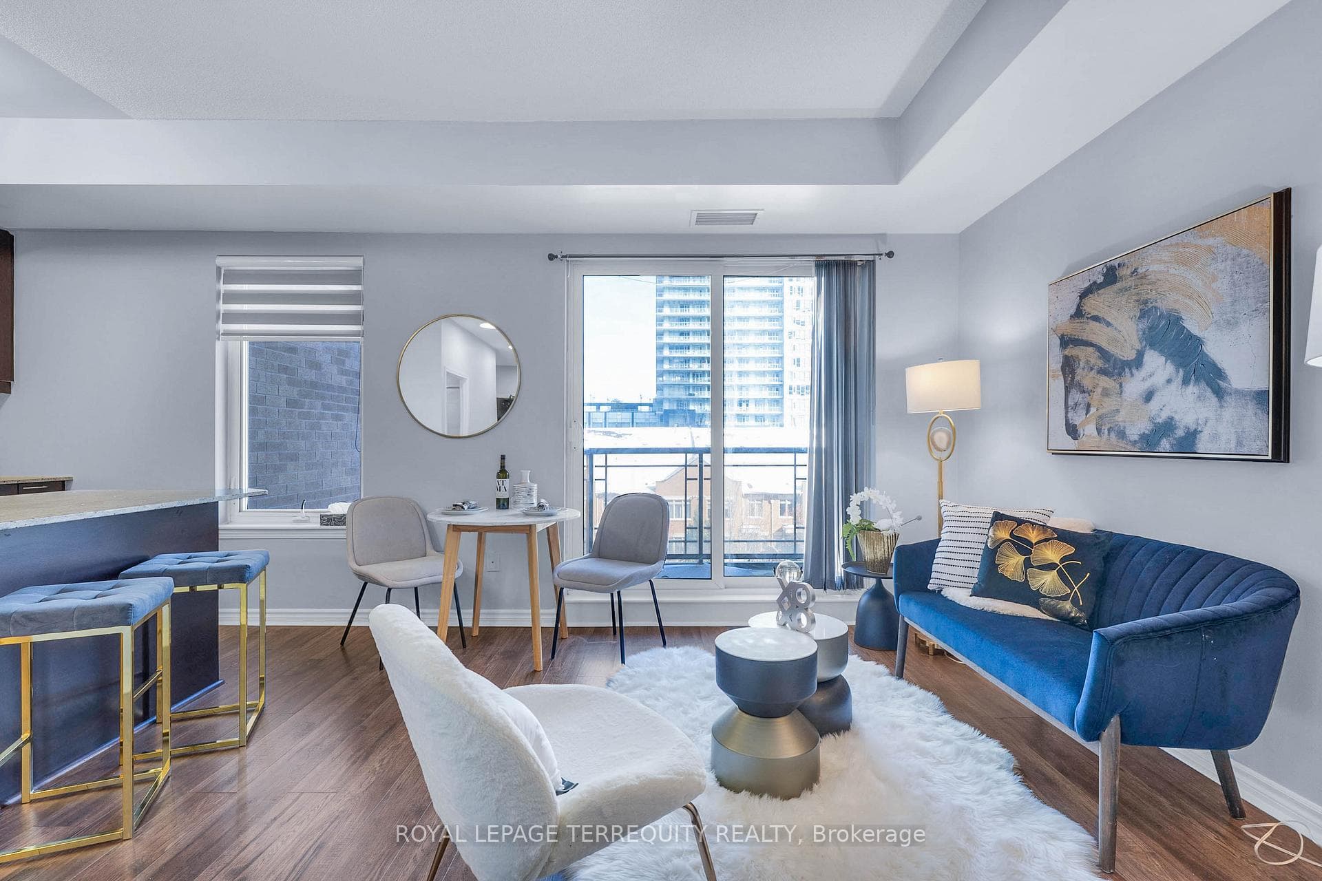 385 Prince Of Wales Street Unit 406 - home for sale in Mississauga, Ontario