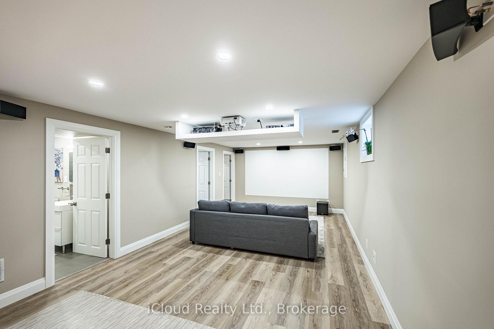 1195 Stanley Drive - Detached photo 32 of 50 in Burlington, Ontario