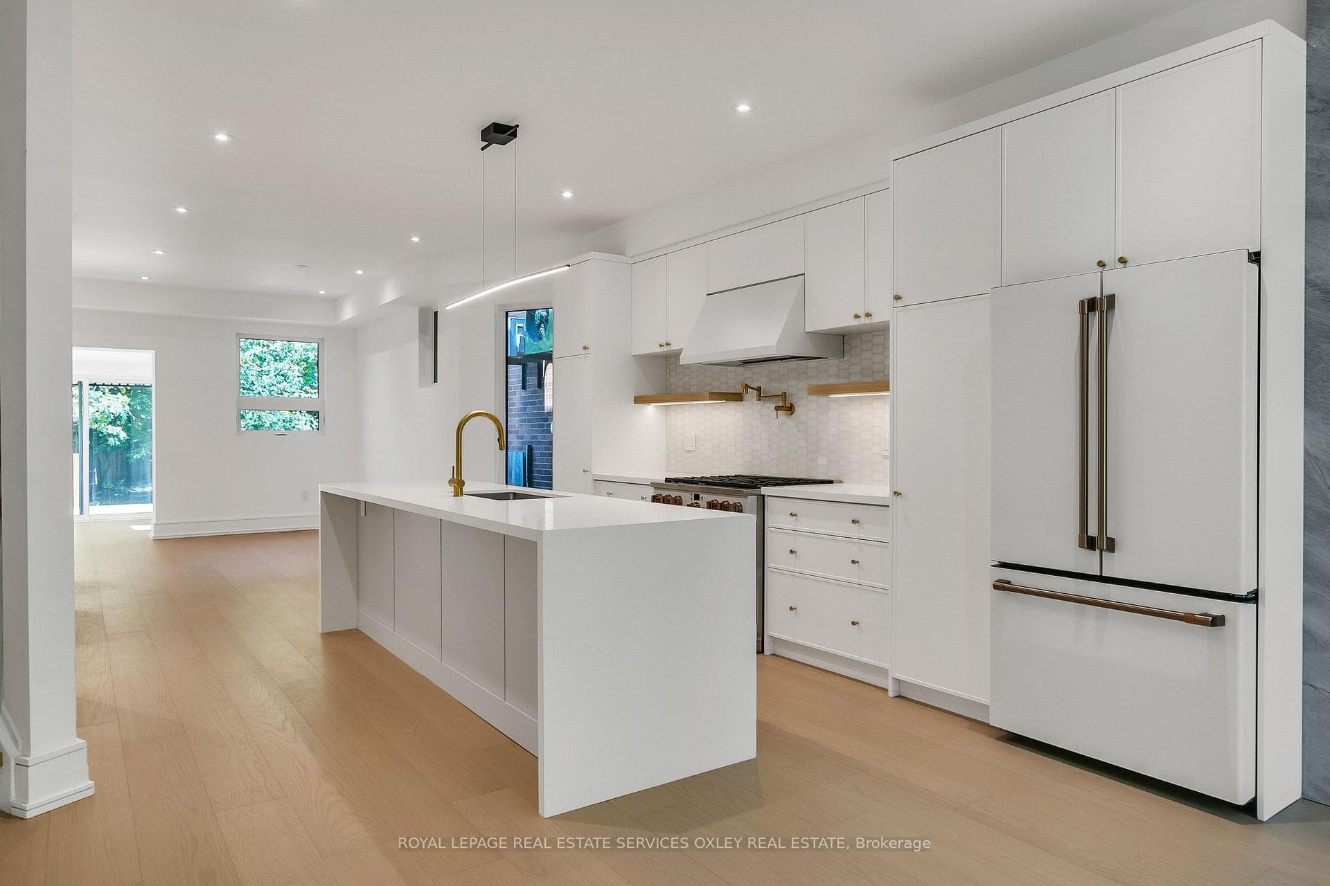 195 Albany Avenue - Semi-Detached photo 10 of 44 in Annex / Yorkville / Summerhill, Ontario