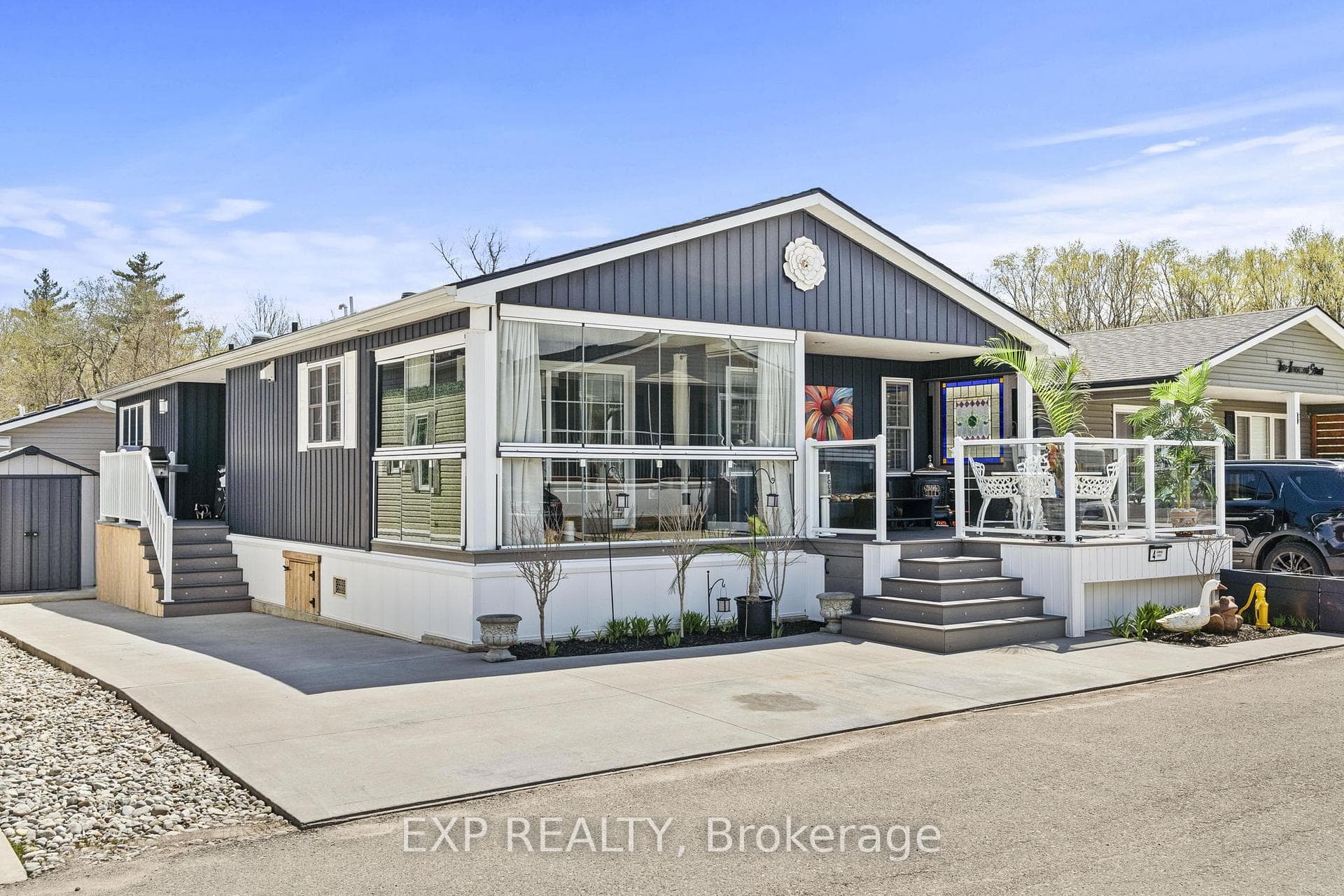 4449 Milburough Line Unit 4 Ironwood - Detached photo 2 of 48 in Burlington, Ontario