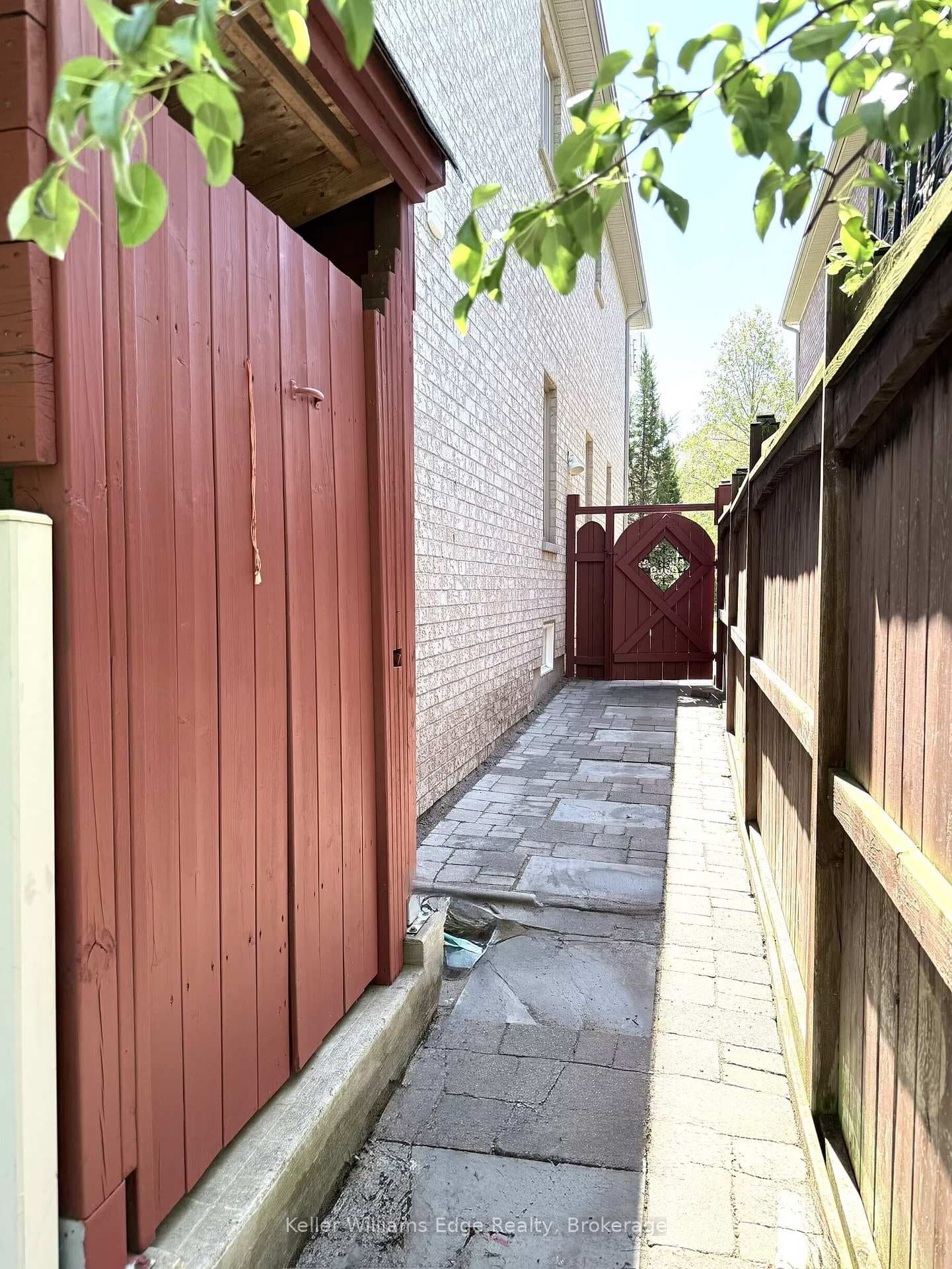 2241 Adirondak Trail - Detached photo 50 of 50 in Oakville, Ontario