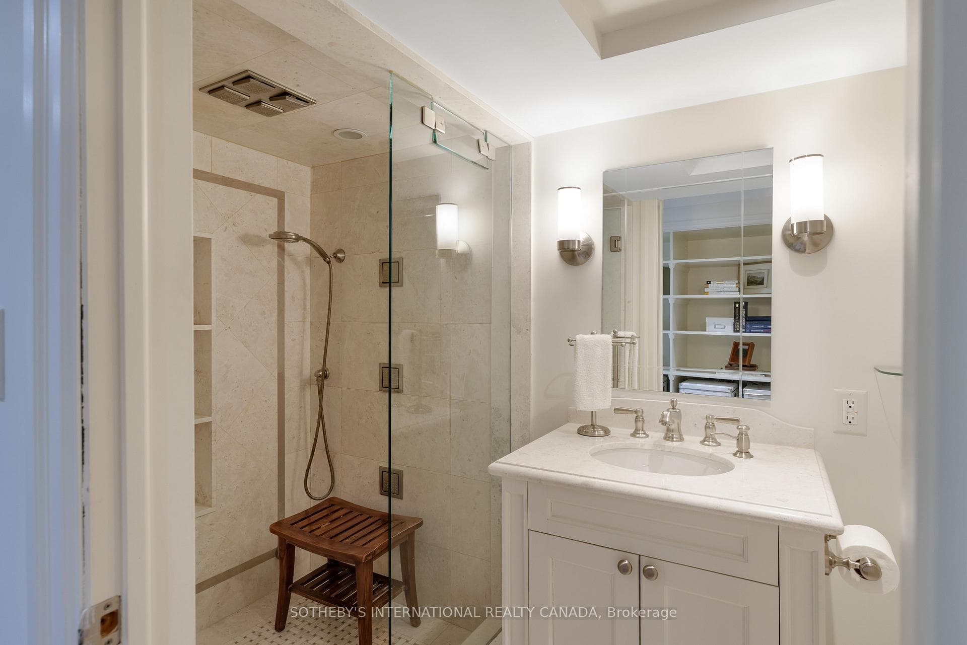 70 King Georges Road - Detached photo 45 of 50 in Etobicoke (Islington / Rexdale), Ontario
