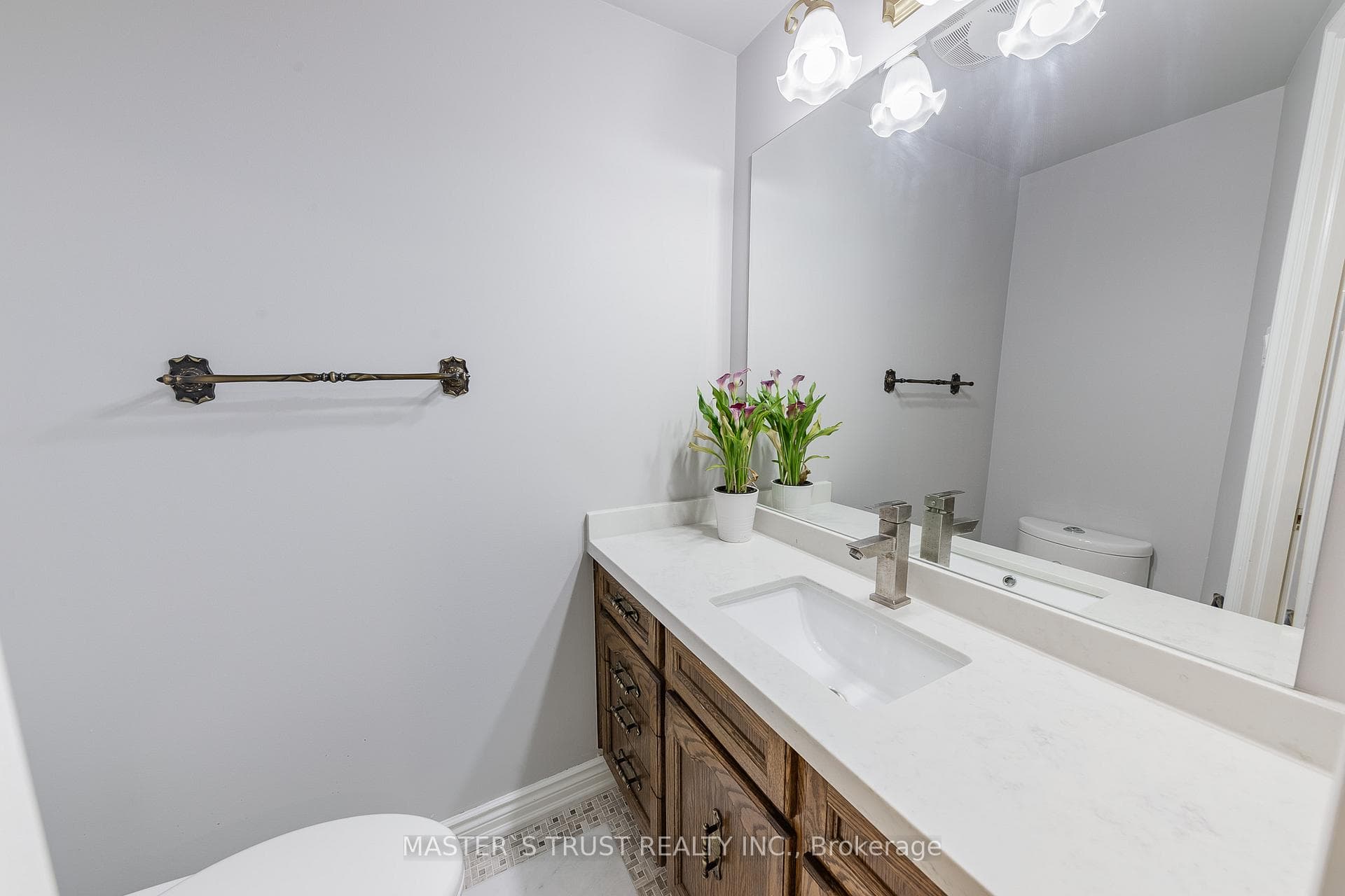 243 Burbank Drive - Detached photo 33 of 48 in Hillcrest Village / Bayview Village, Ontario