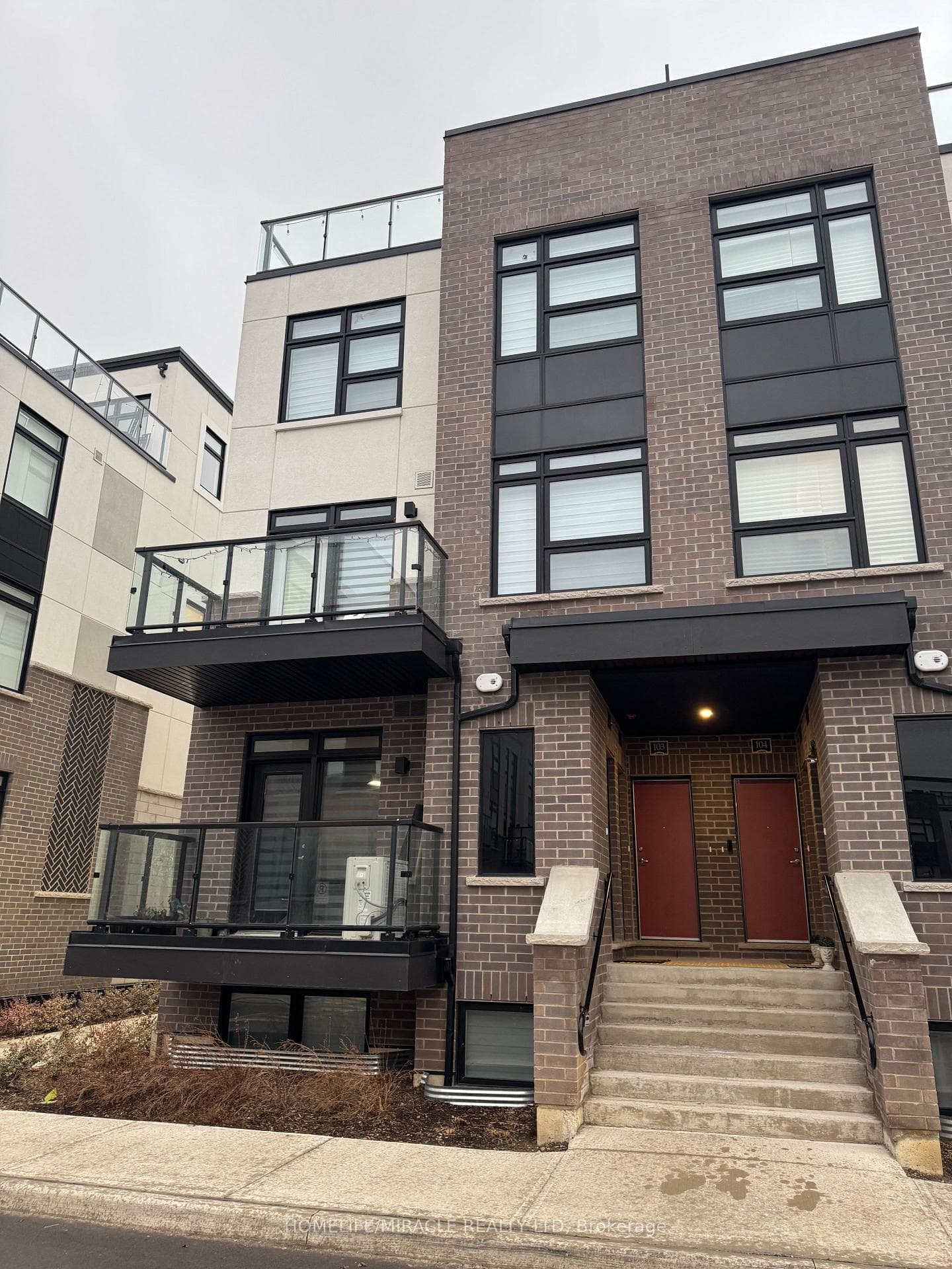 1577 Rose Way Unit 101 - home for sale in Milton, Ontario