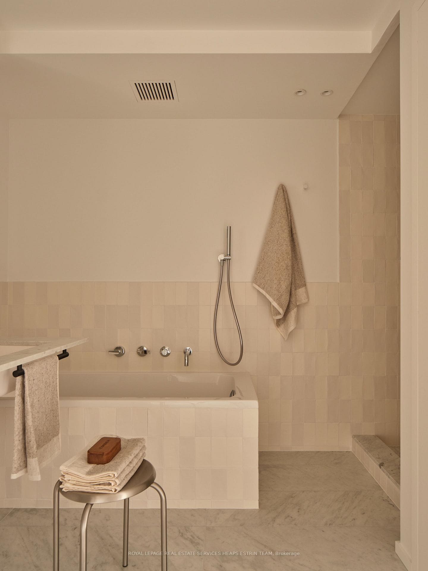 225 Davenport Road Unit 514 - Condo photo 28 of 36 in Annex / Yorkville / Summerhill, Ontario