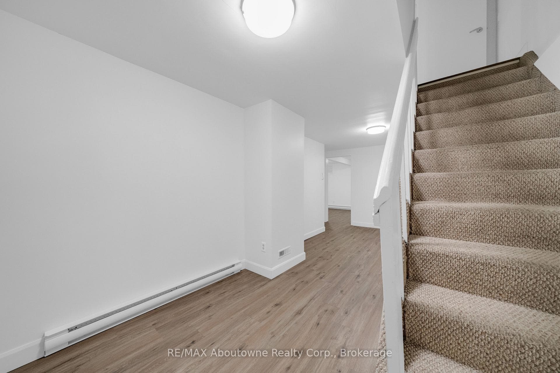 1270 Gainsborough Drive Unit 35 - Condo photo 16 of 50 in Oakville, Ontario
