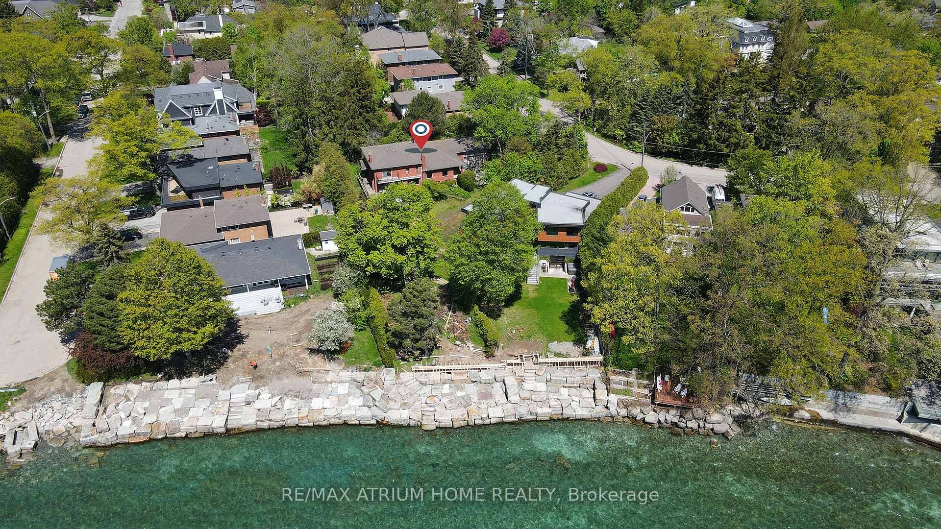 42 Cumberland Drive - Detached photo 10 of 16 in Mississauga, Ontario