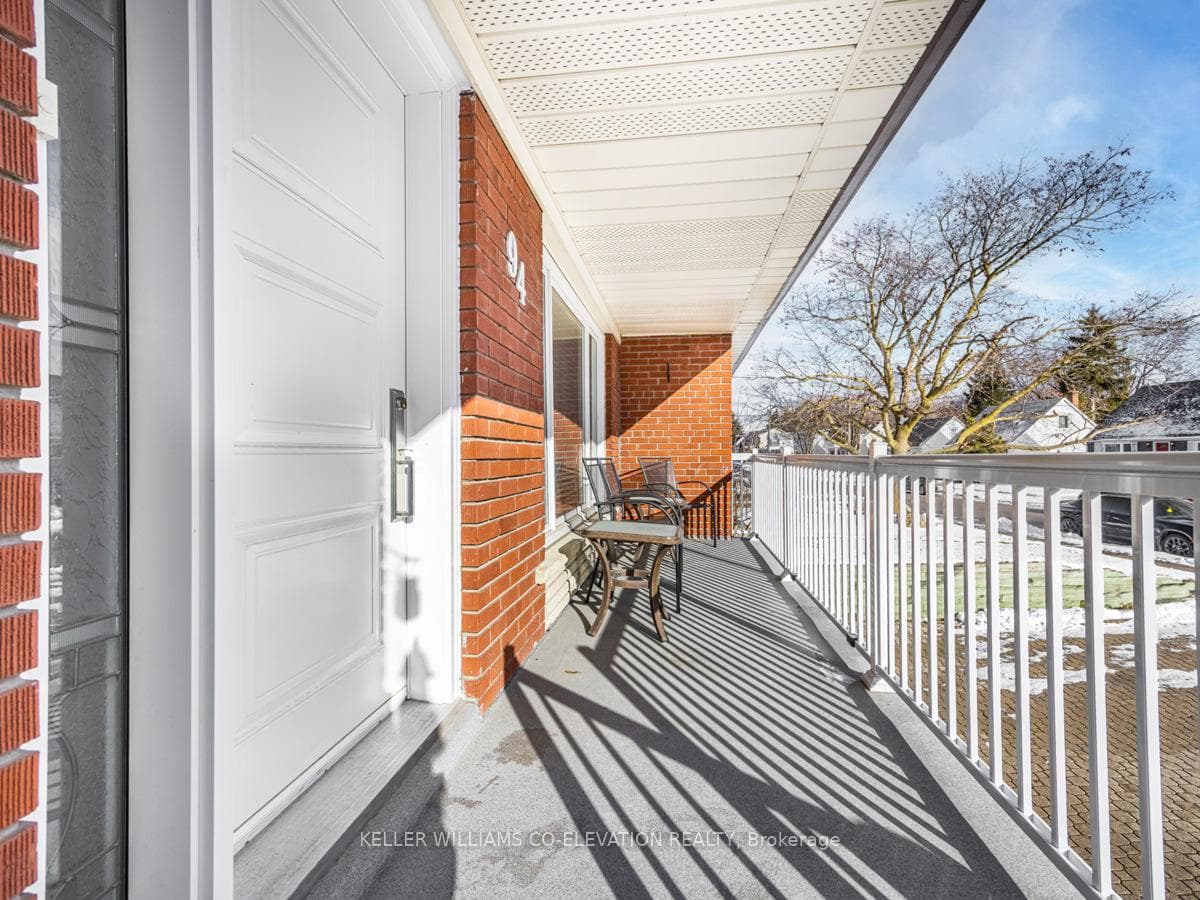 94 Archibald Street - Semi-Detached photo 3 of 35 in Brampton, Ontario
