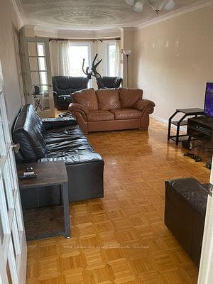 382 Bud Gregory Boulevard - Detached photo 14 of 19 in Mississauga, Ontario