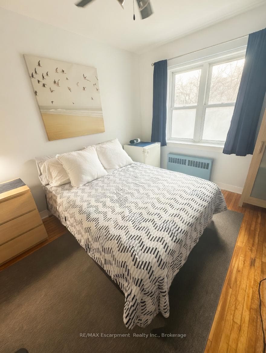 60 Robinson Street Unit 305 - Condo photo 4 of 12 in Hamilton, Ontario