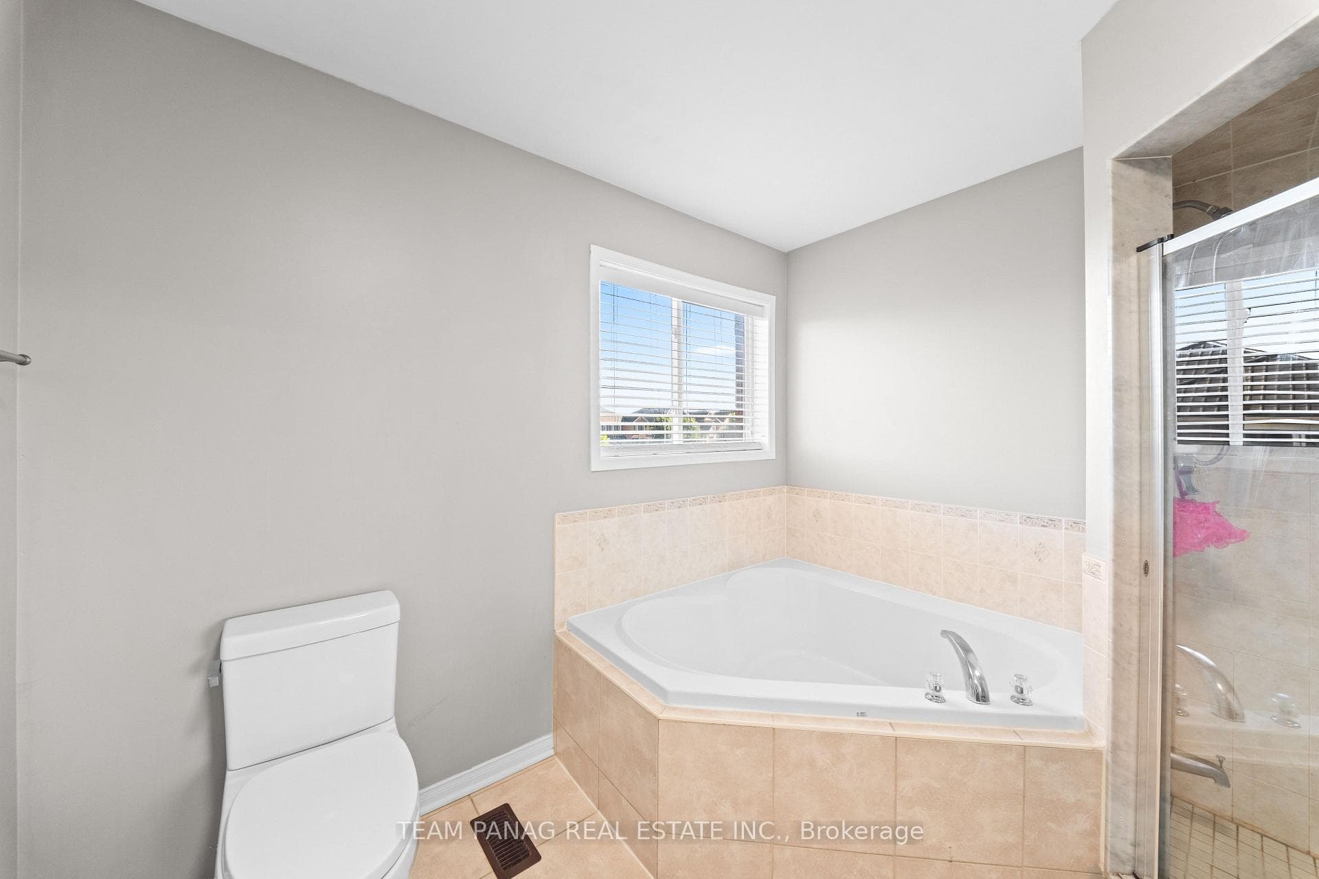 146 Degrassi Cove Circle - Detached photo 30 of 50 in Brampton, Ontario