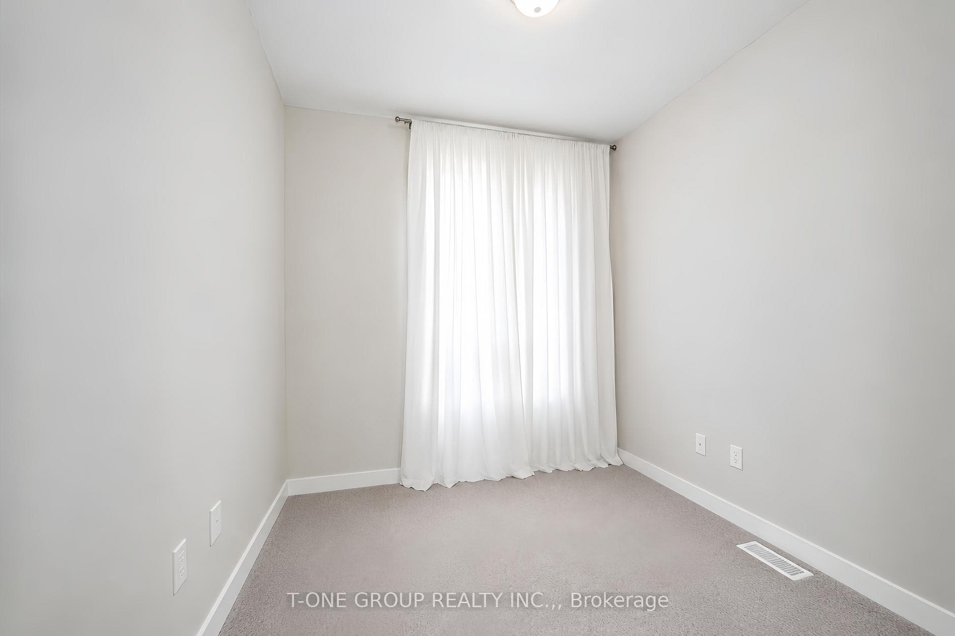 55 Sutton Avenue - Townhouse photo 30 of 38 in Regent Park / Cabbagetown / St. James Town, Ontario