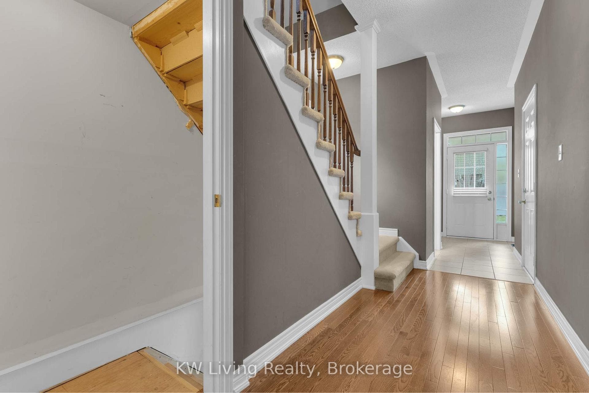 2410 Woodward Avenue Unit 12 - Condo photo 5 of 33 in Burlington, Ontario