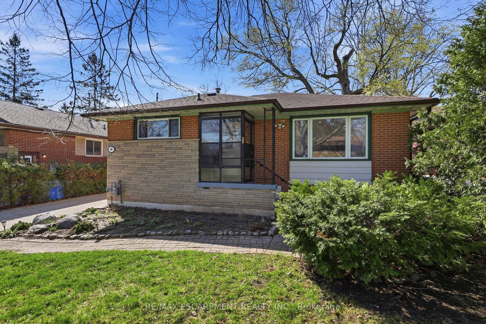 59 Purvis Drive - Detached photo 4 of 50 in Hamilton, Ontario