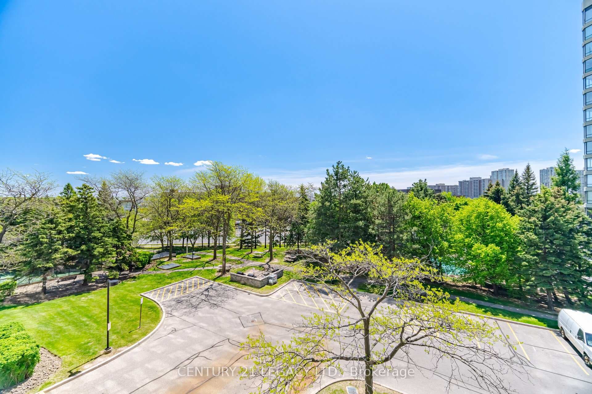 24 Hanover Road Unit 404 - Condo photo 20 of 45 in Brampton, Ontario